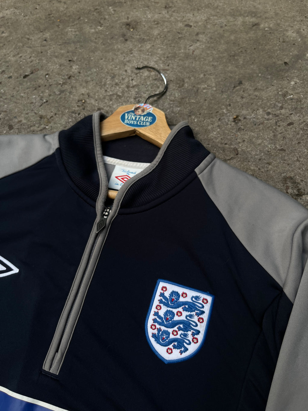 Buzo Inglaterra Umbro de Utileria