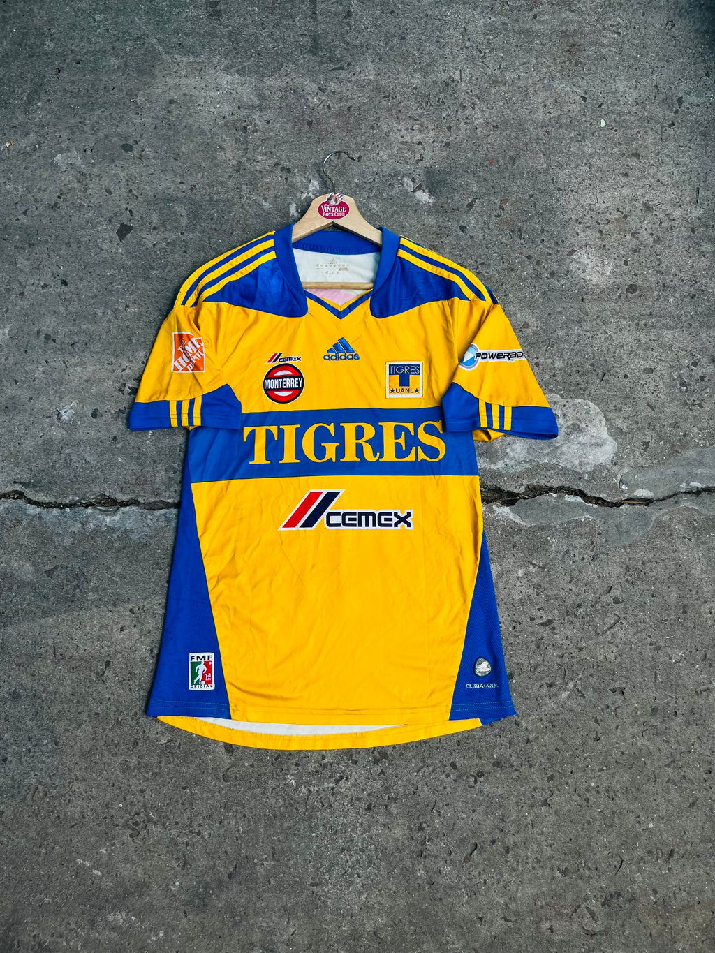 Camiseta Tigres de México 2010 de Lucas Lobos Original