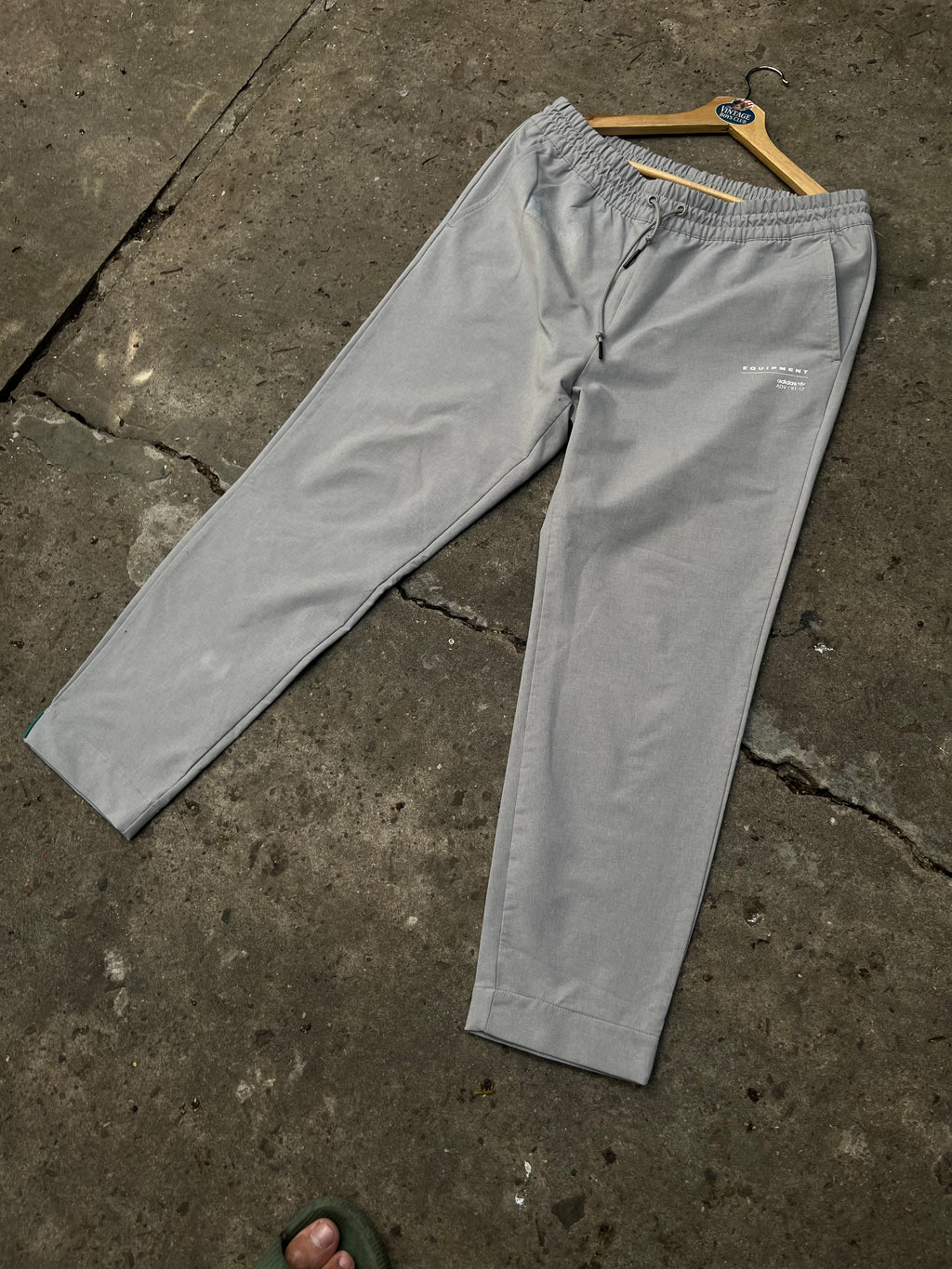 Pantalón Adidas Equipment Original