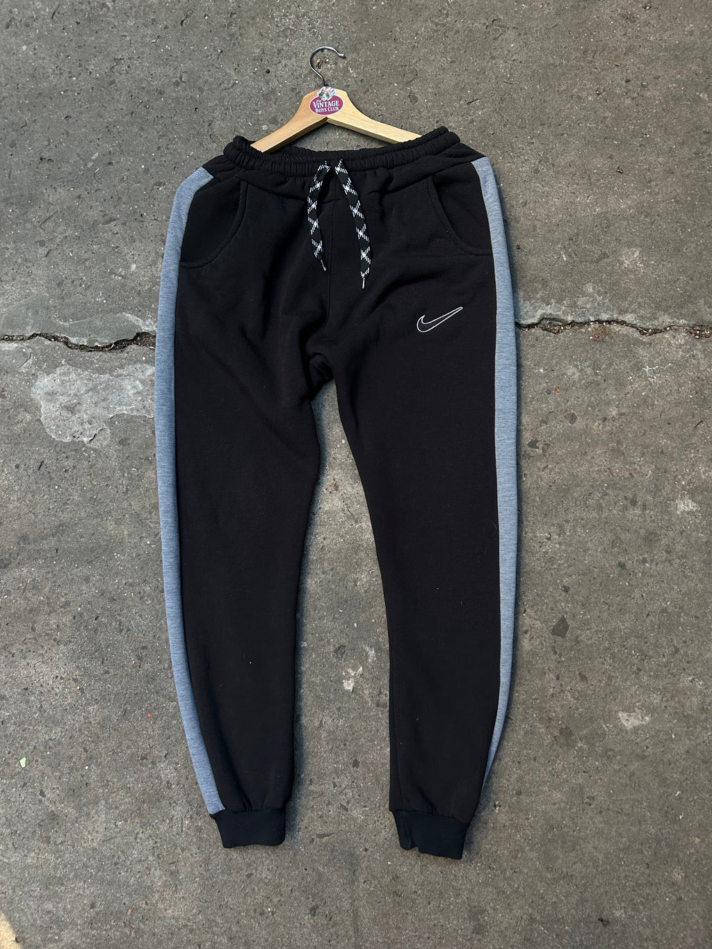 Pantalon Nike Retro con Peluche x Dentro