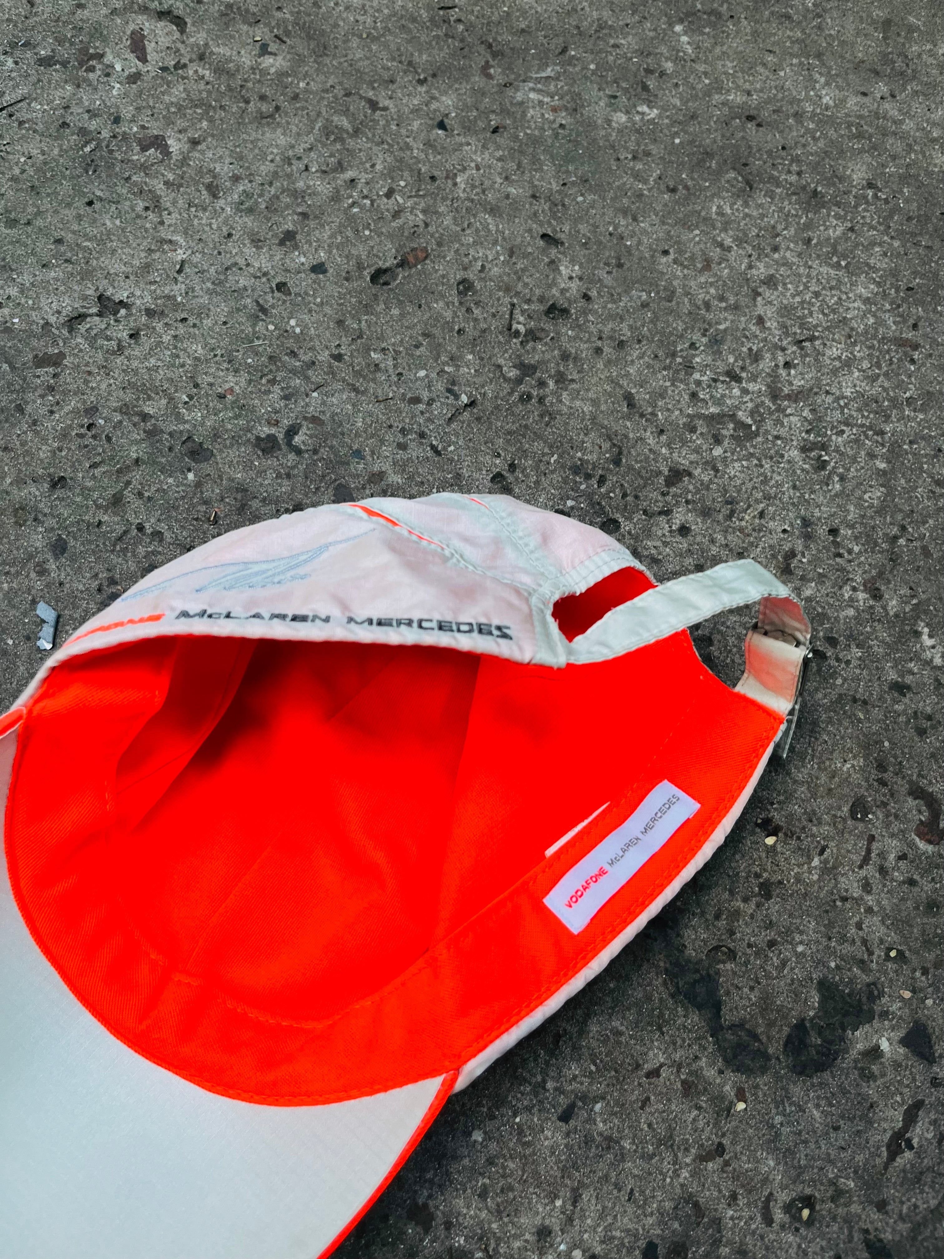 Gorra Vodafone McLaren Mercedes Benz F1