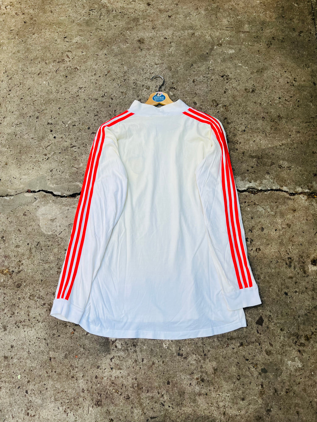 Camiseta River 99' Manga Larga de Utileria