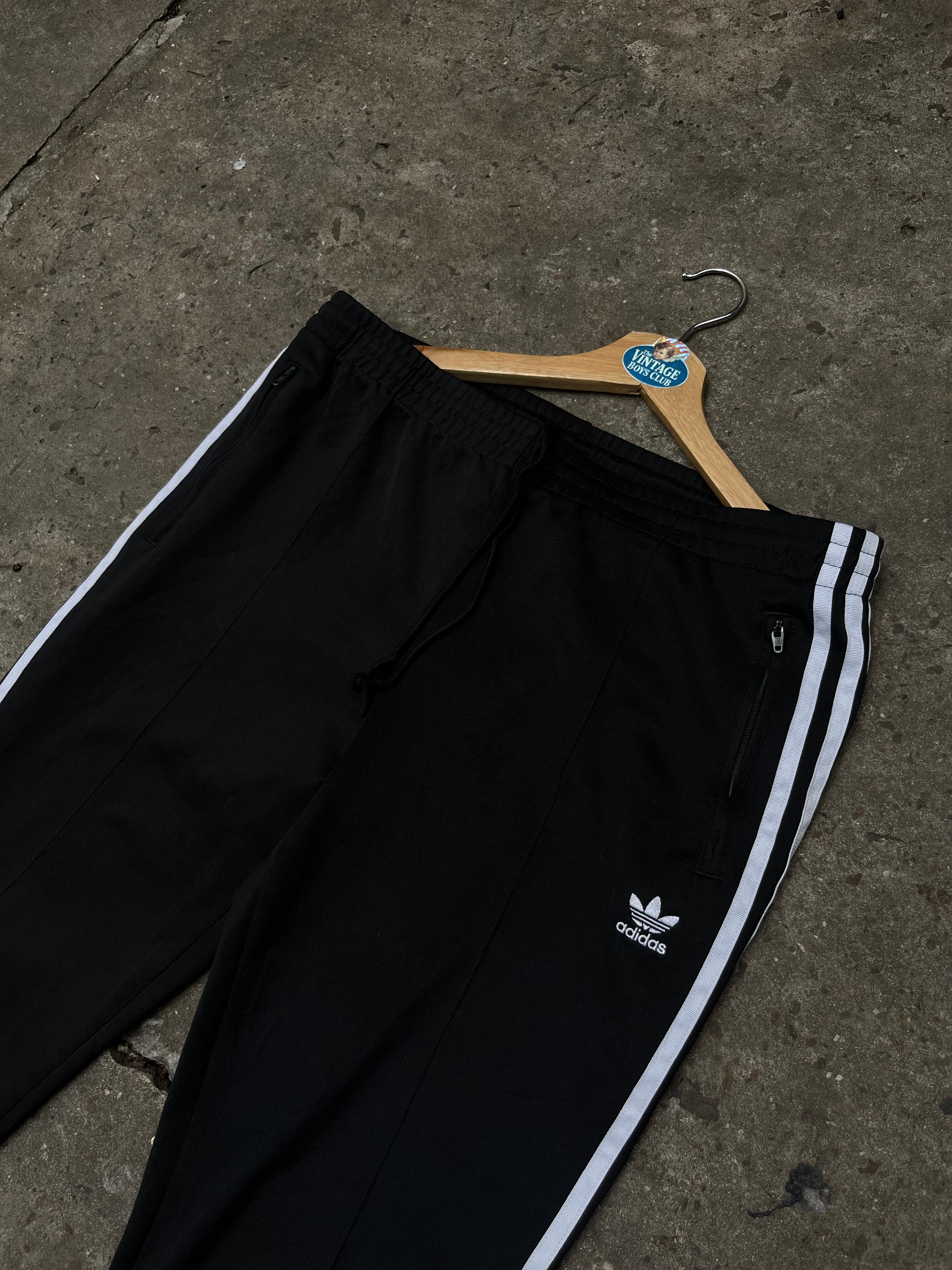 Pantalon Adidas sst Negro Original