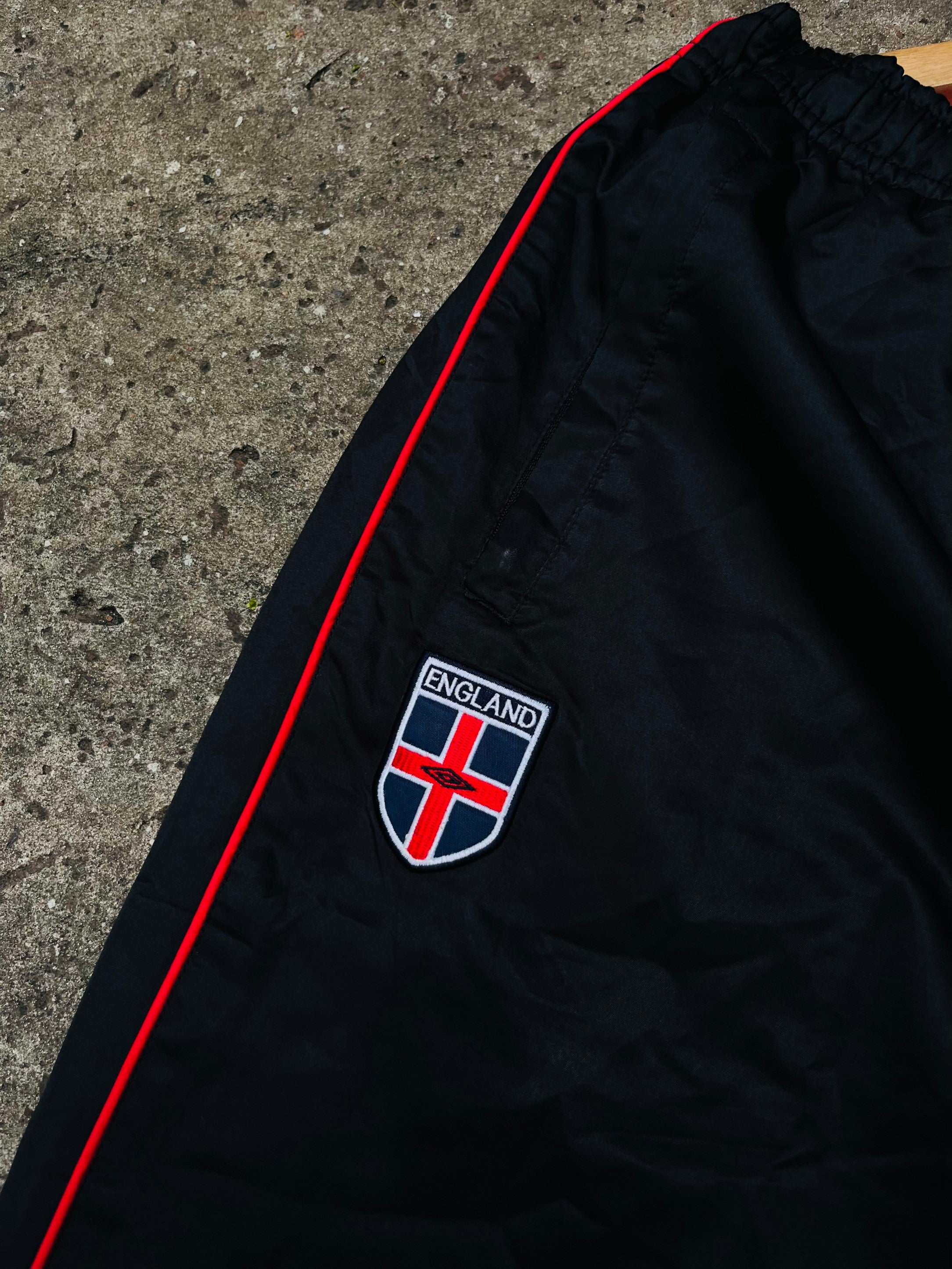 Pantalon Inglaterra Rompeviento Original