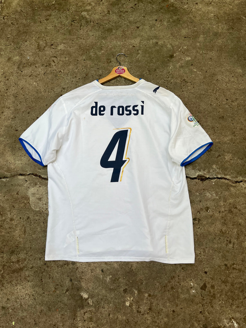 Camiseta Italia Mundial 2006 de De Rossi de Utileria