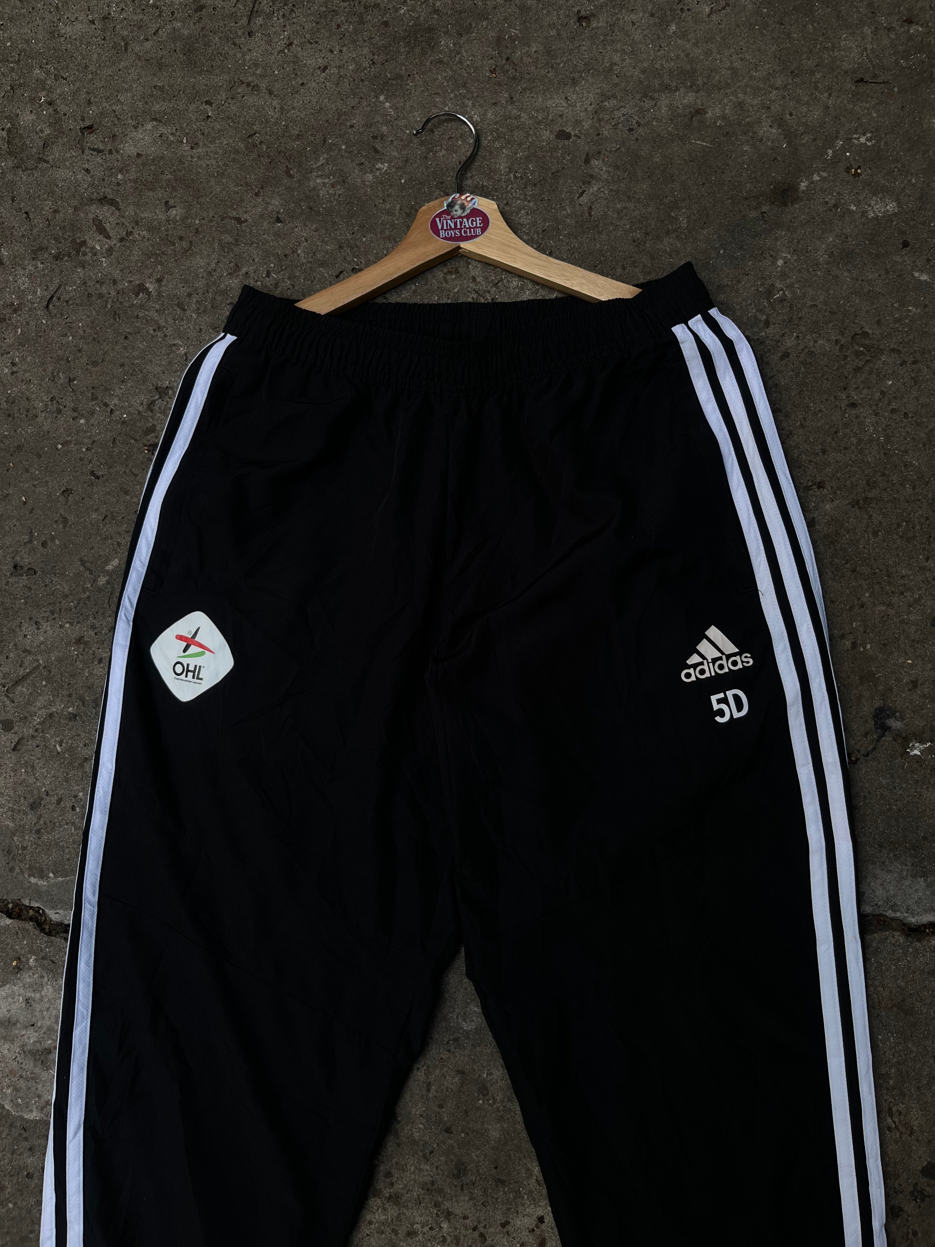 Pantalón Oud-Heverlee Leuven Equipo Belga Rompeviento De Utilería