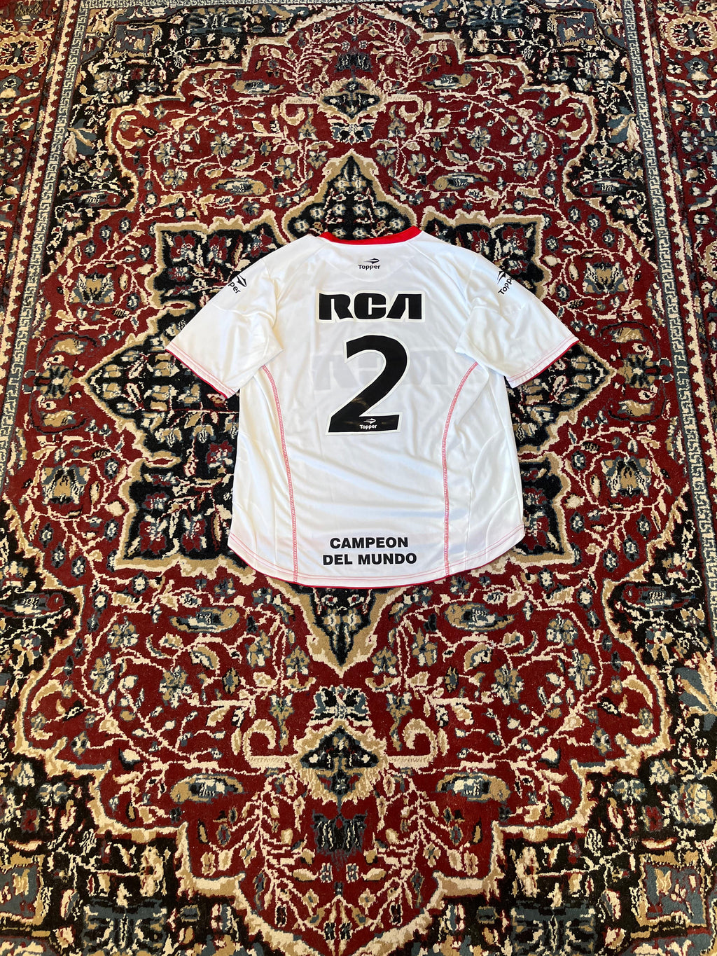 Camiseta Estudiantes 2009 de Juego del Chavo Desabato