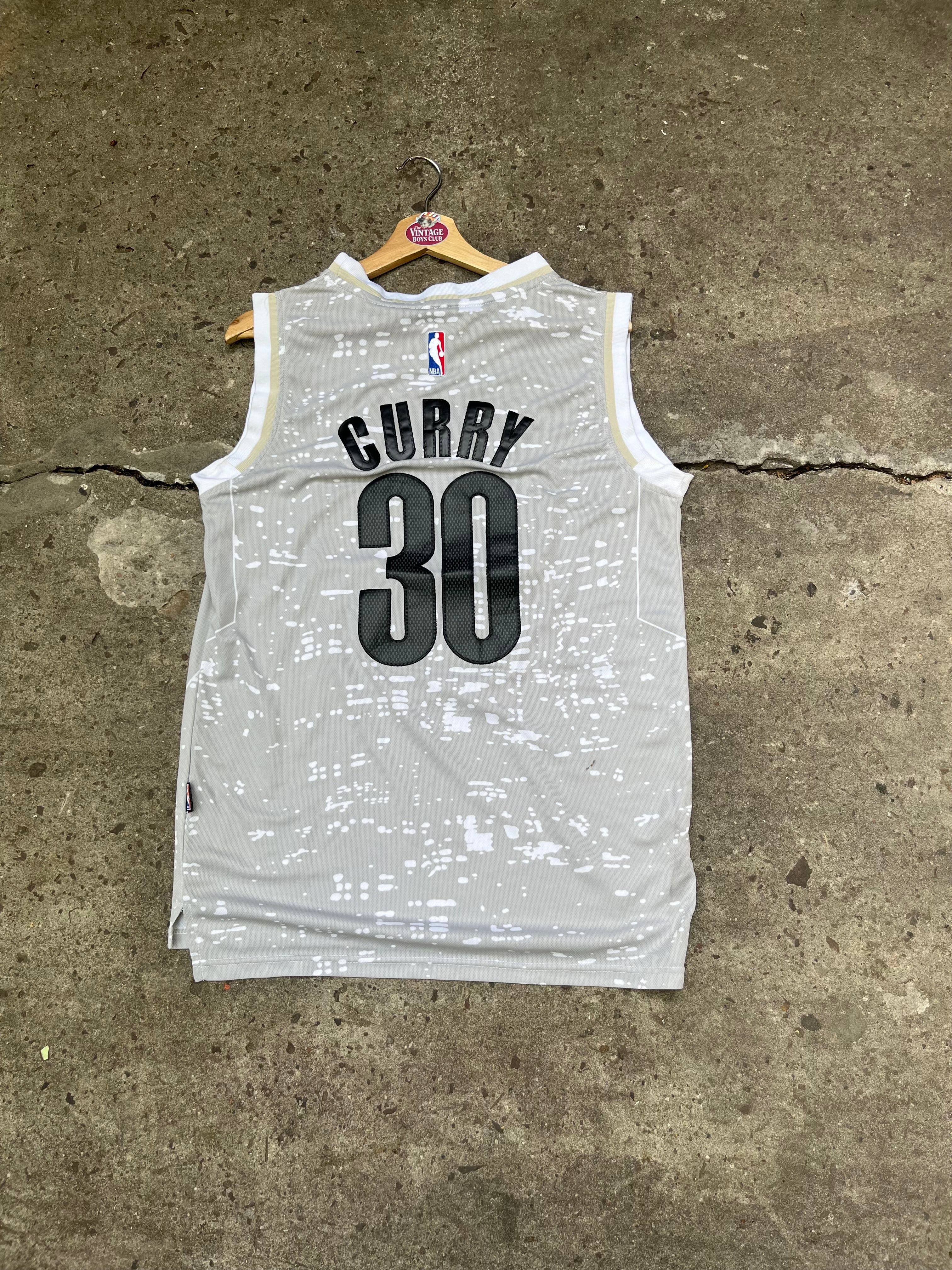 Camiseta Glonden State Warriors de Curry Original