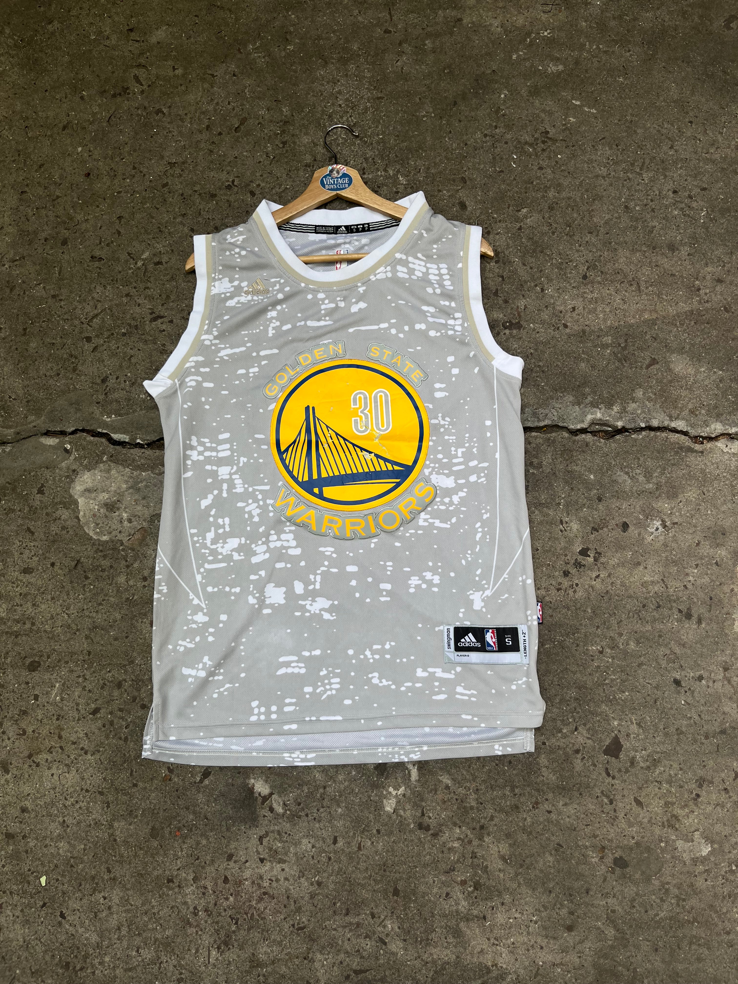 Camiseta Glonden State Warriors de Curry Original