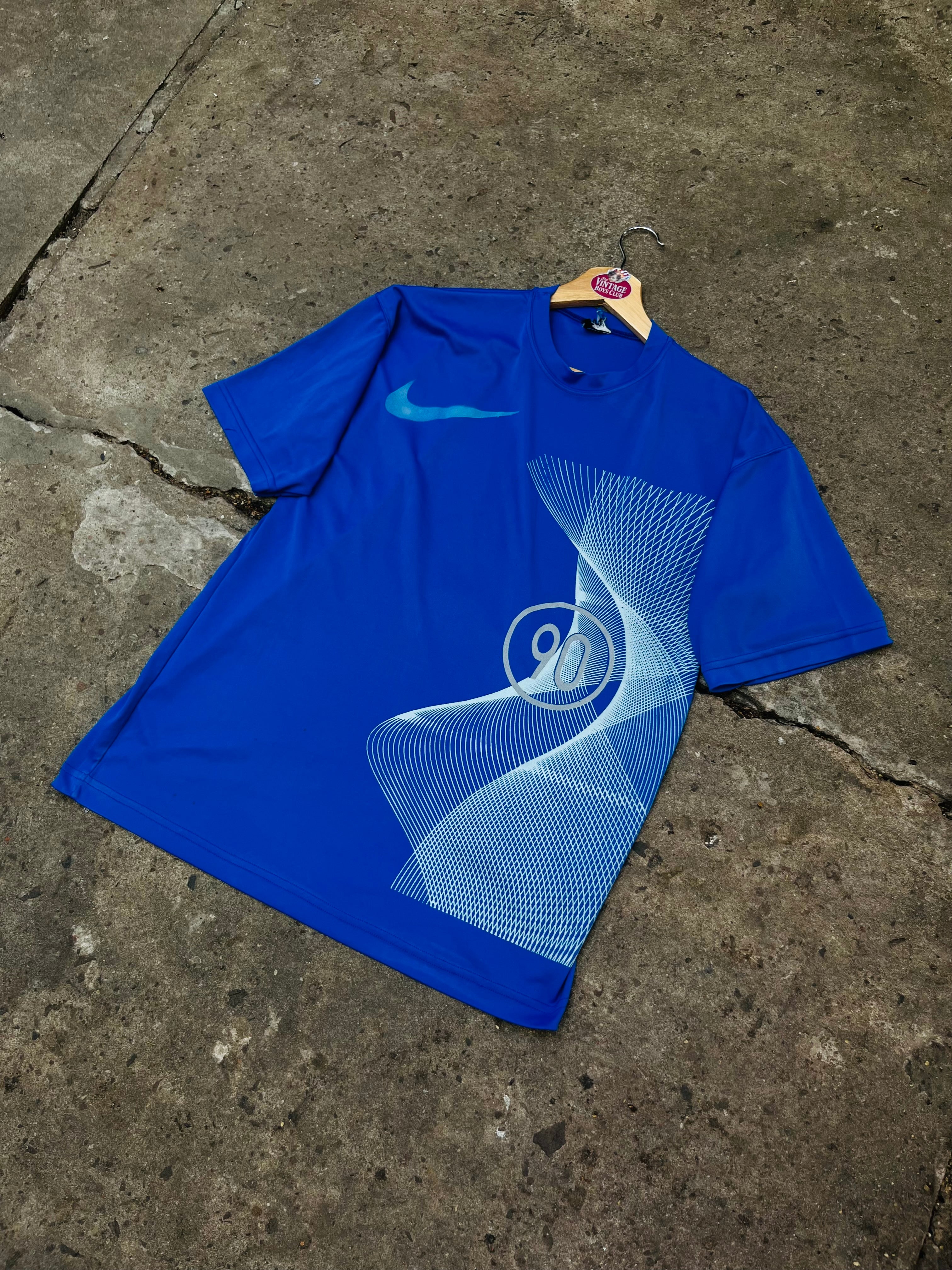 Remera Nike Total 90 Retro