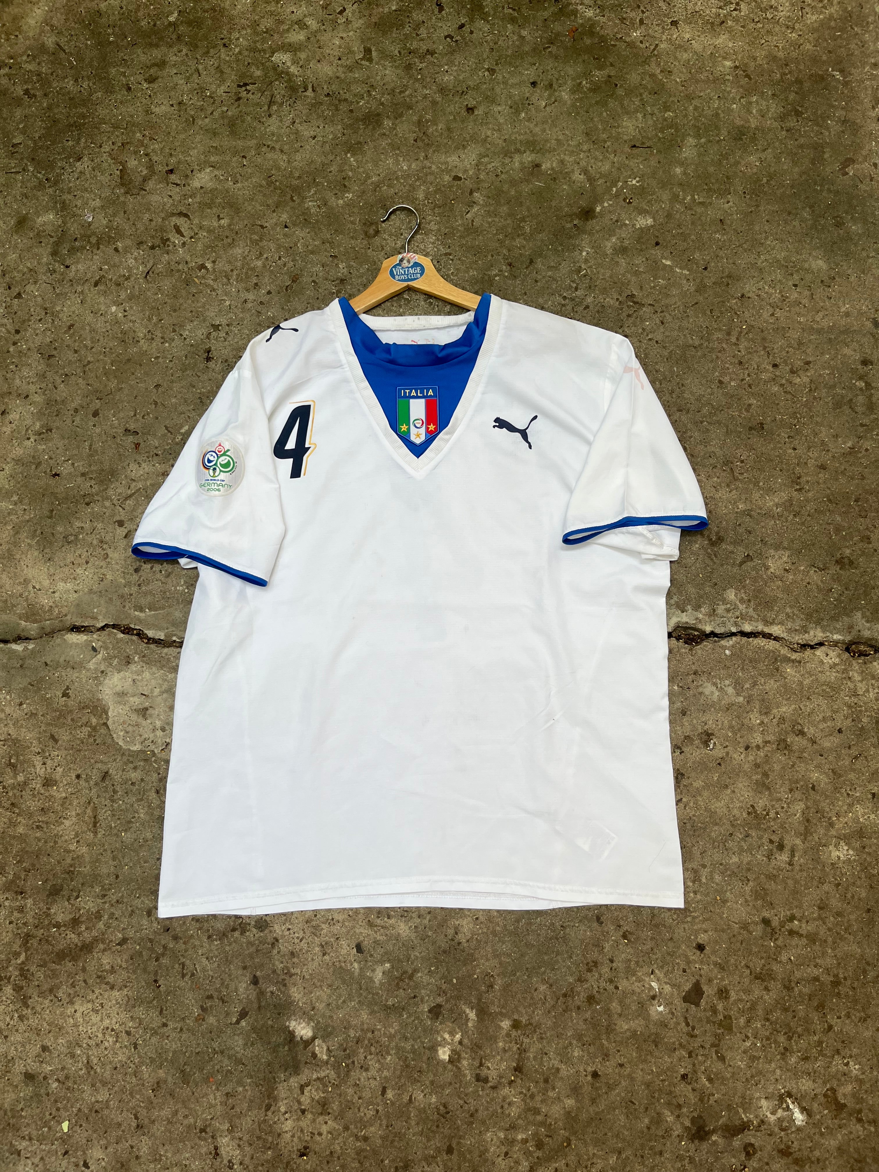 Camiseta Italia Mundial 2006 de De Rossi de Utileria