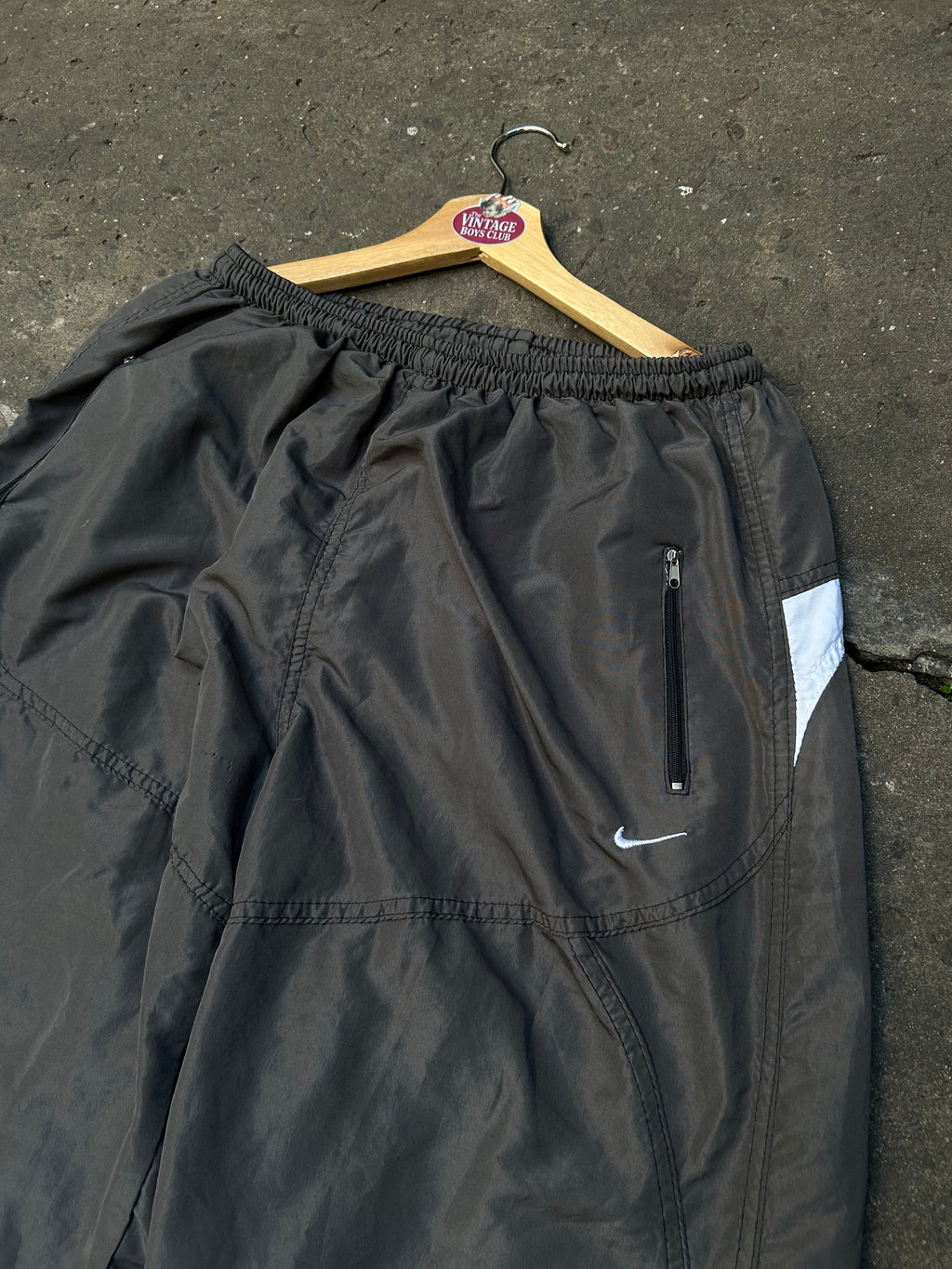 Pantalon Nike Retro Rompeviento