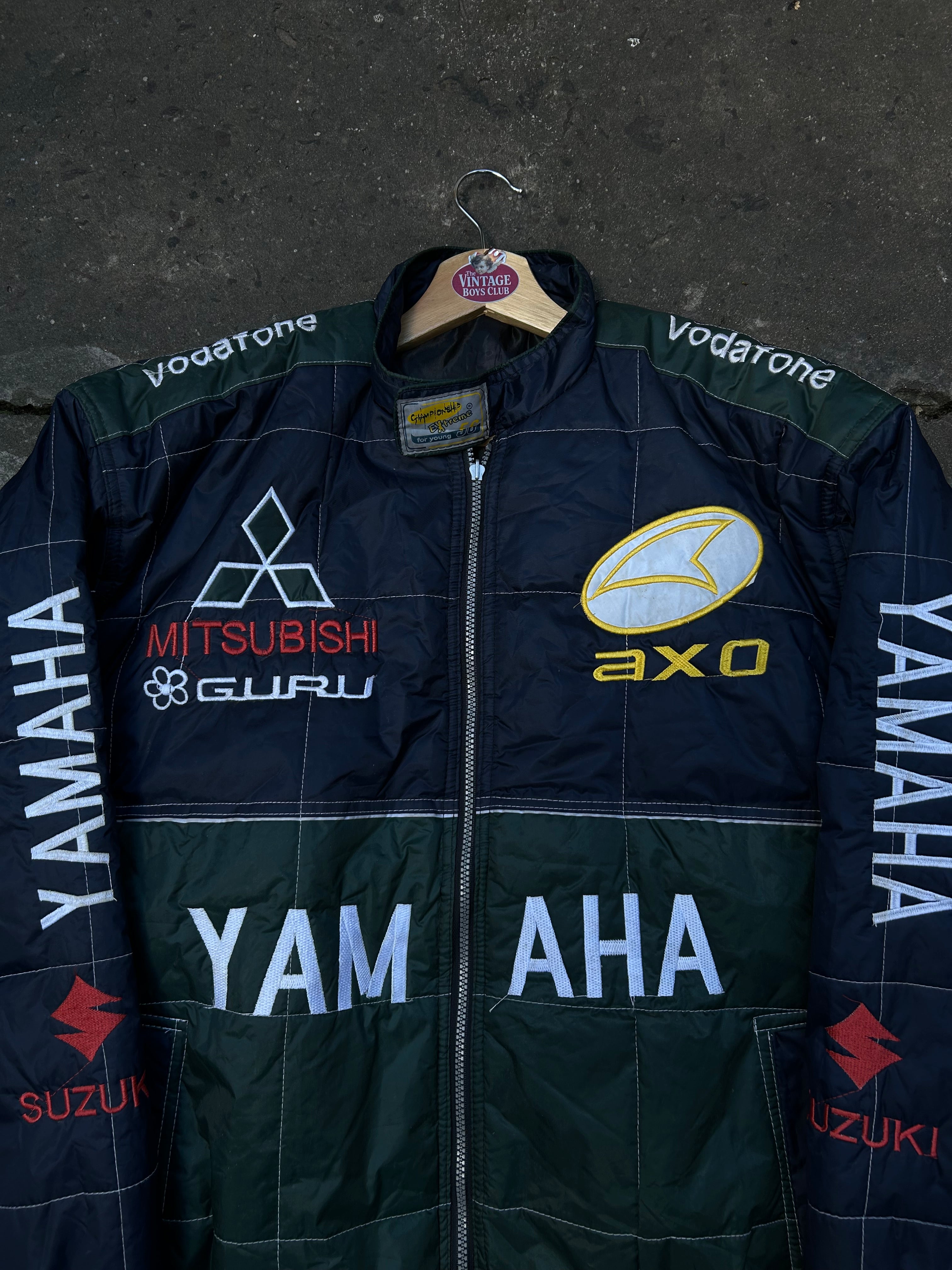 Campera Carrera Yamaha Vintage 90s