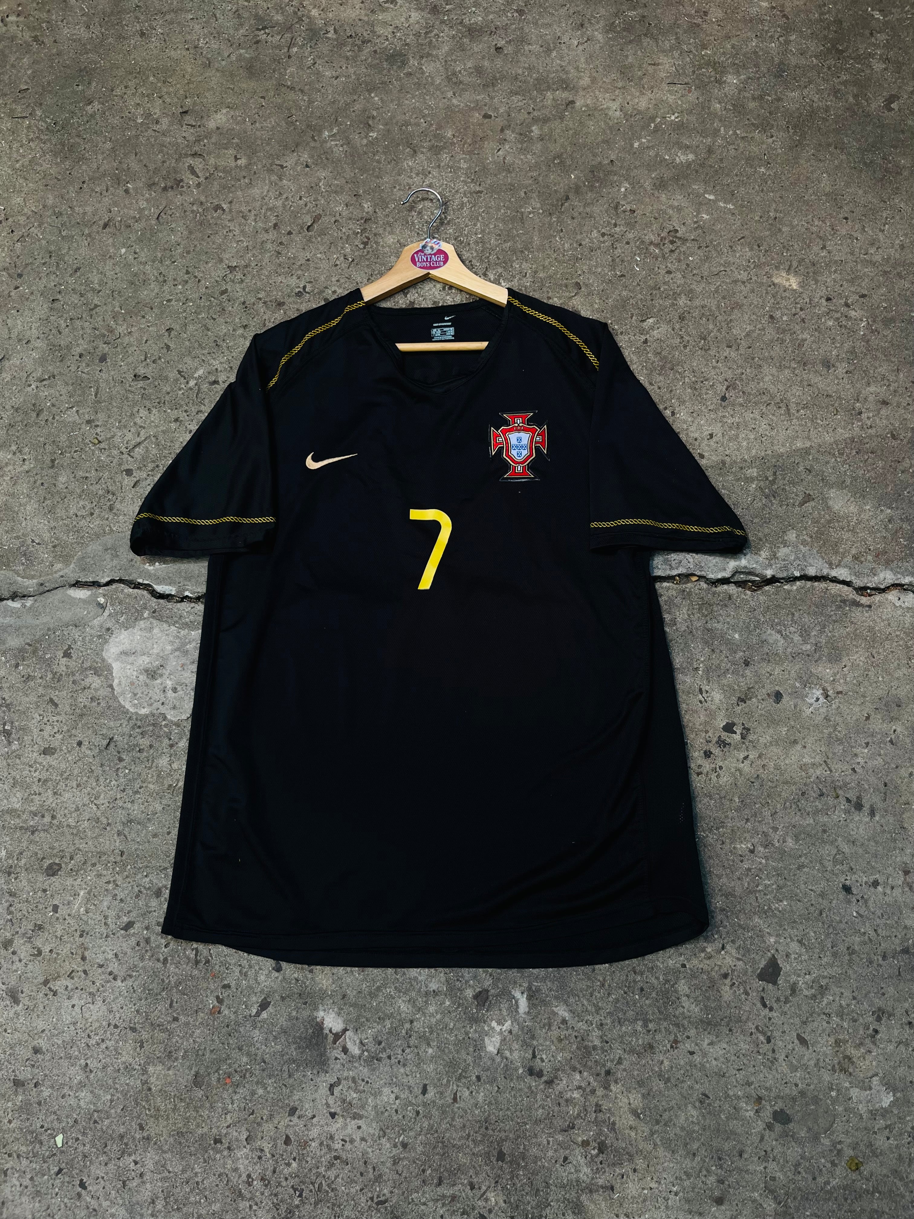 Camiseta Portugal 2006 Suplente Versión Jugador de Figo Original