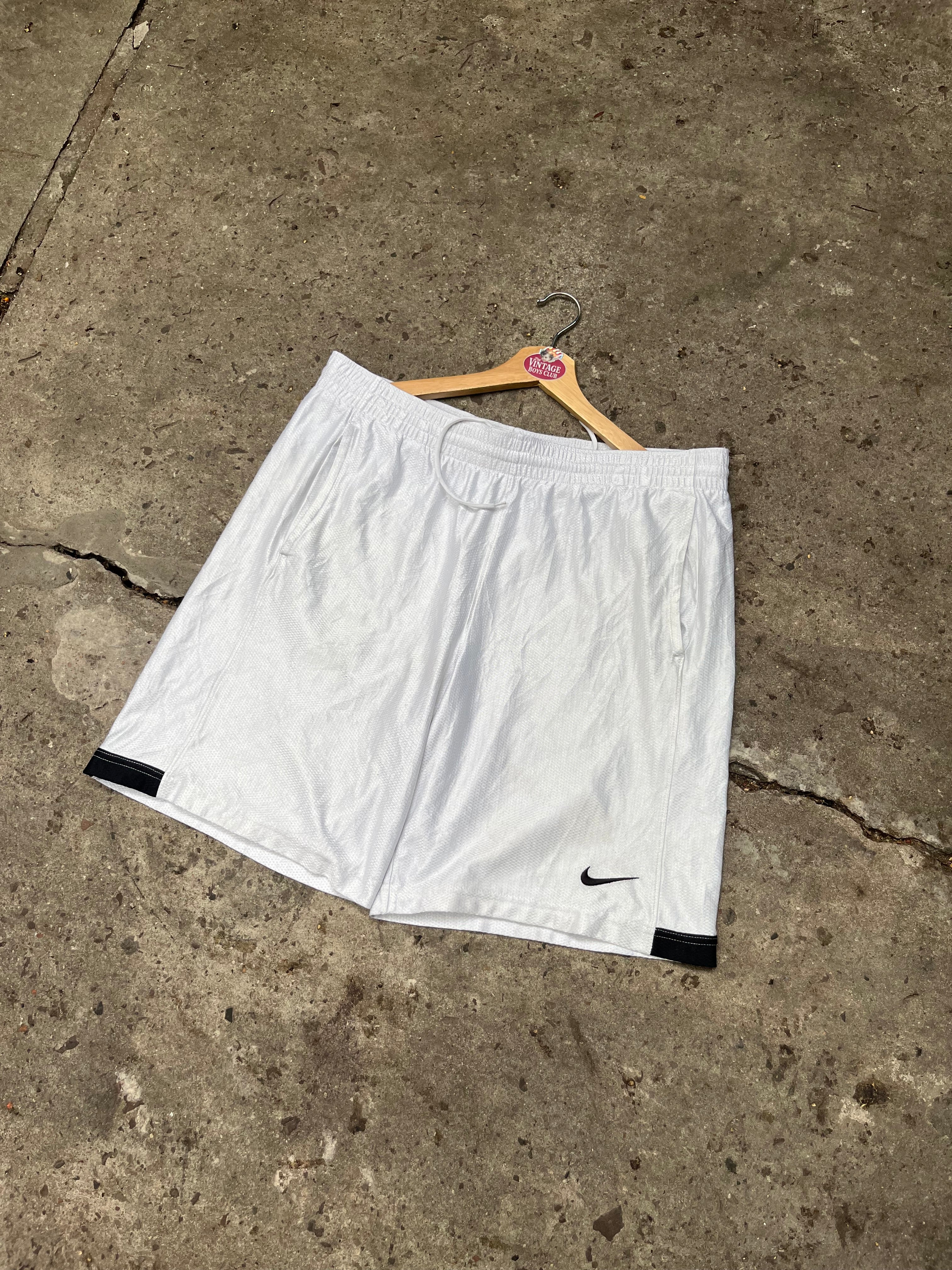 Short Nike Plateado Original