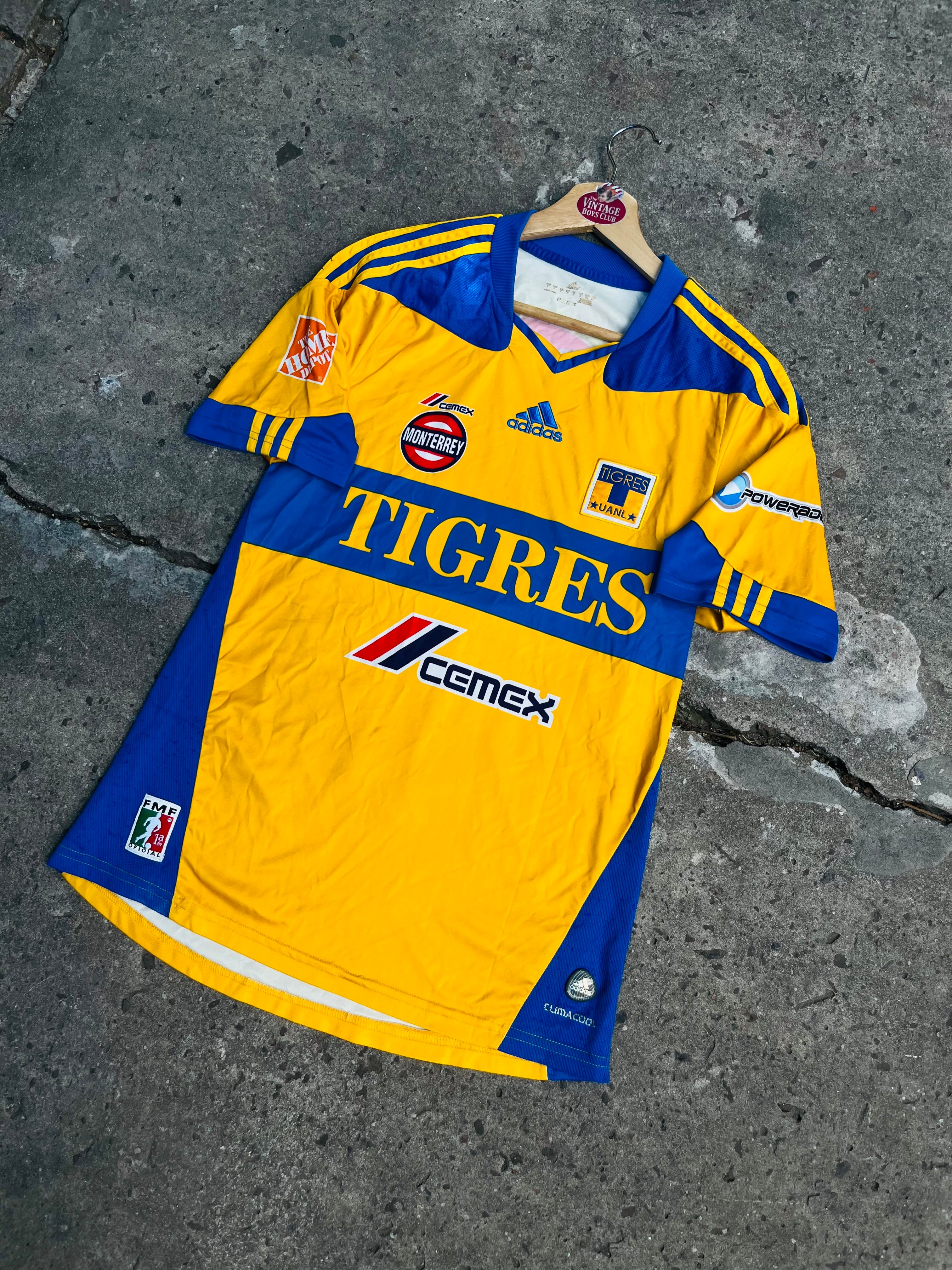 Camiseta Tigres de México 2010 de Lucas Lobos Original