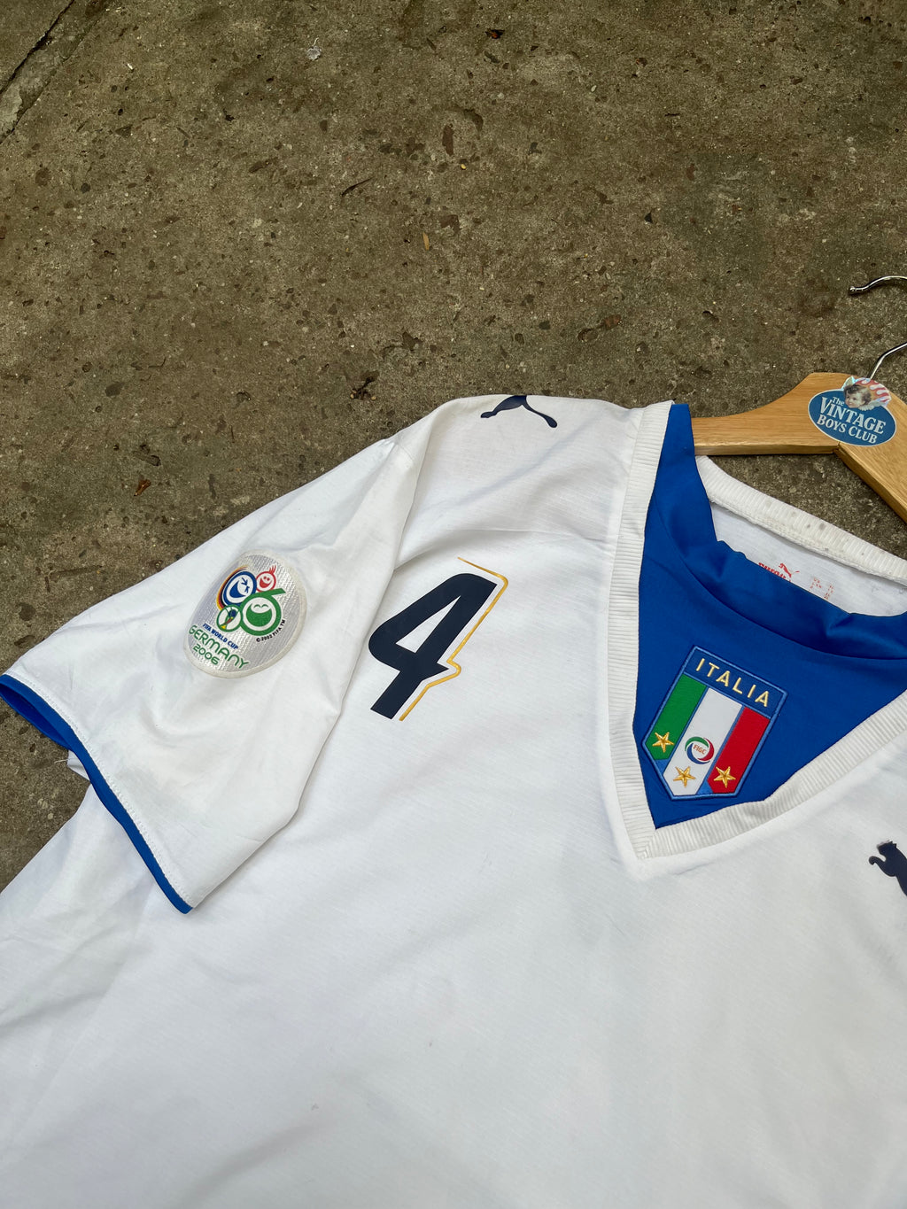 Camiseta Italia Mundial 2006 de De Rossi de Utileria
