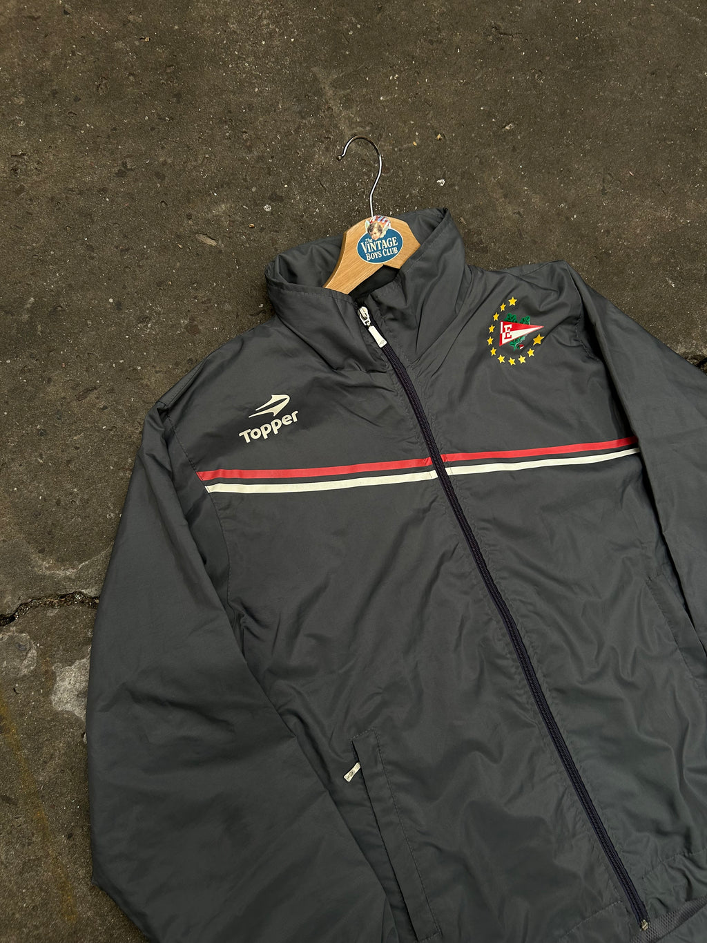 Campera Estudiantes 2010 Rompeviento de Utileria
