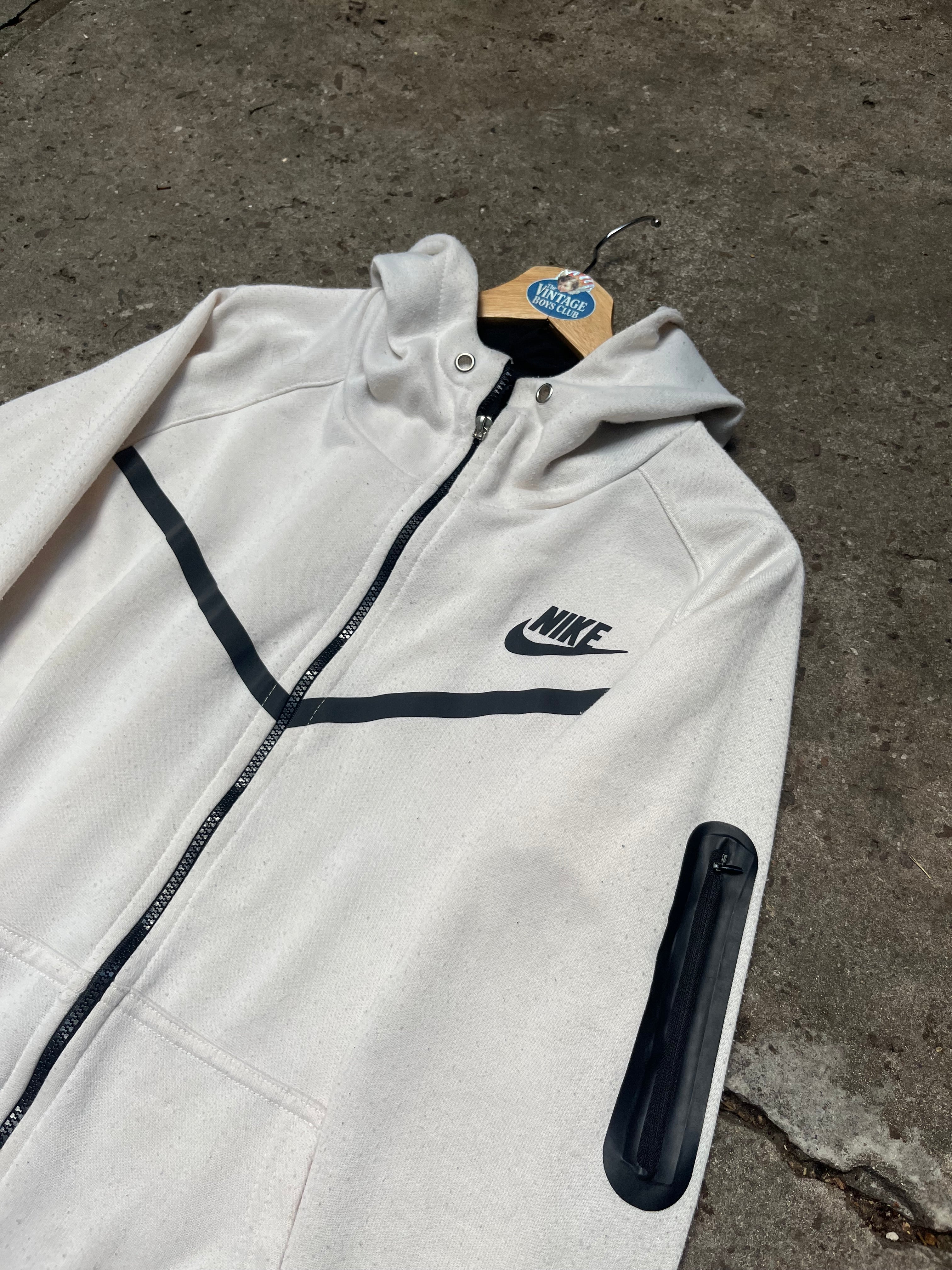 Campera Nike Tech
