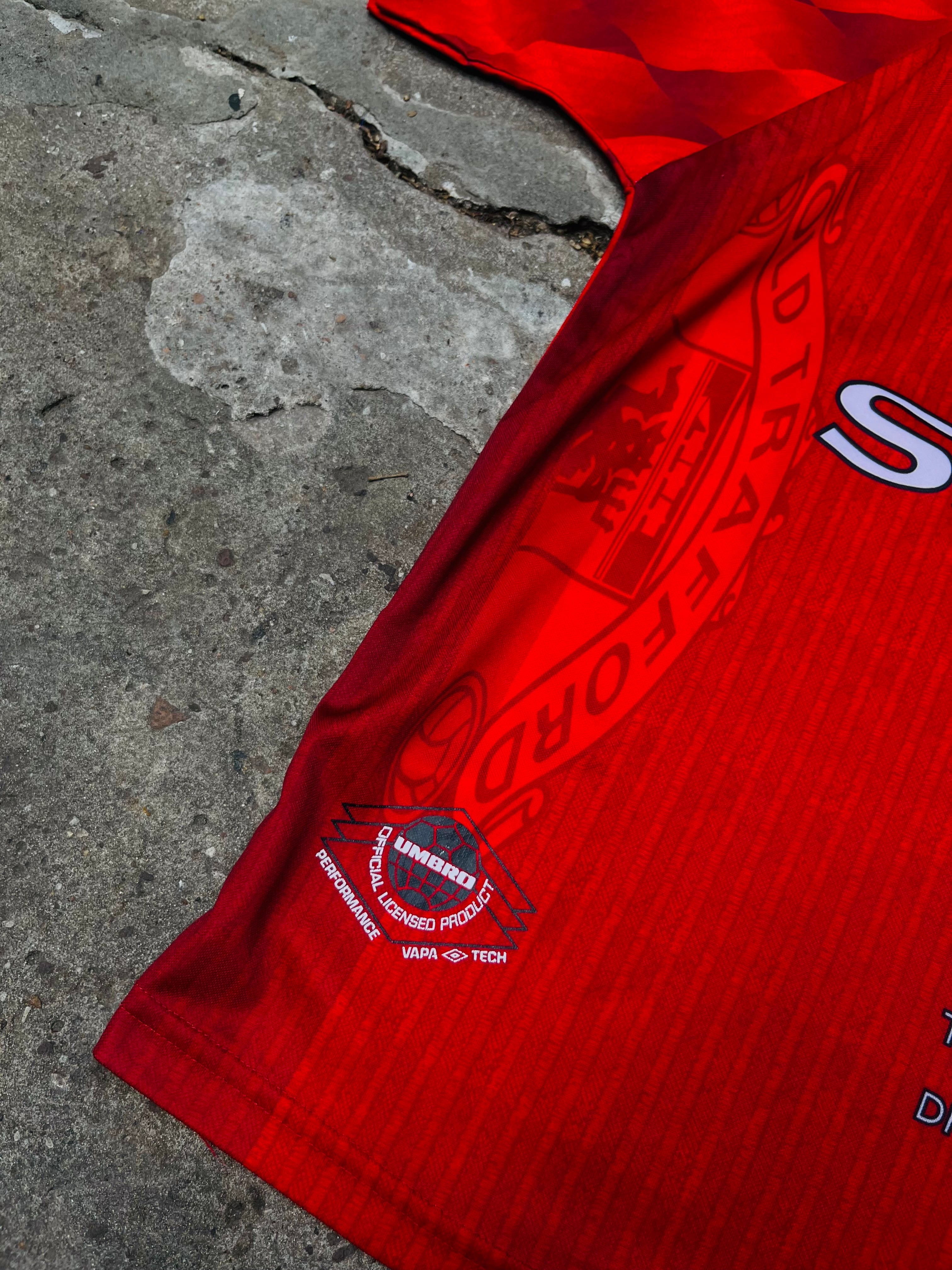 Camiseta Manchester United 1996/98 Umbro Original