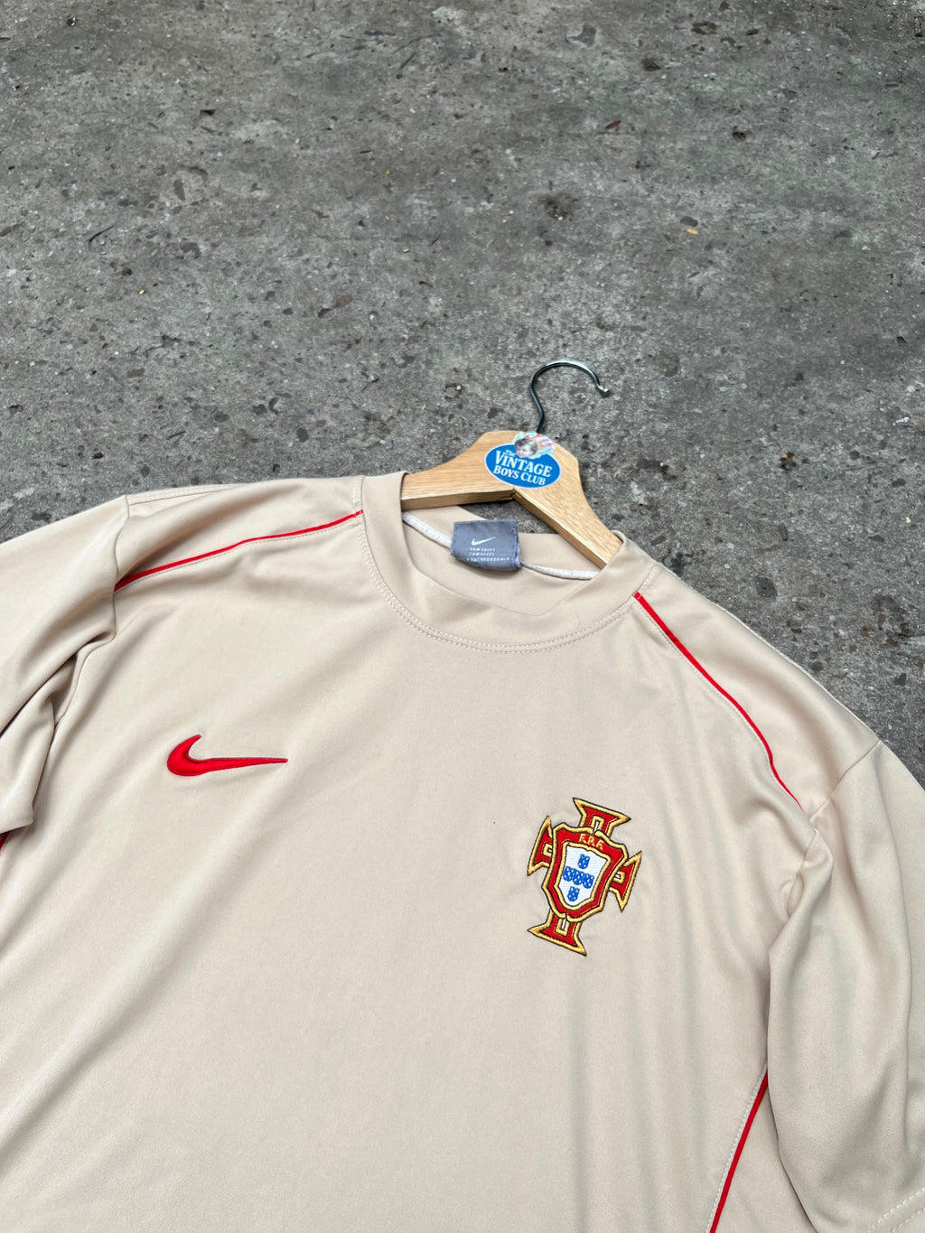 Camiseta Portugal Nike Retro