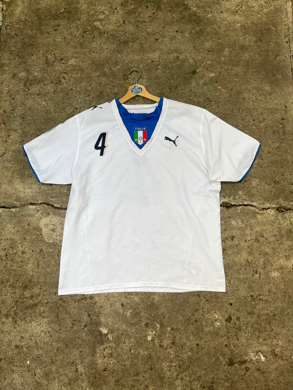 Camiseta Italia Mundial 2006 de De Rossi de Utileria