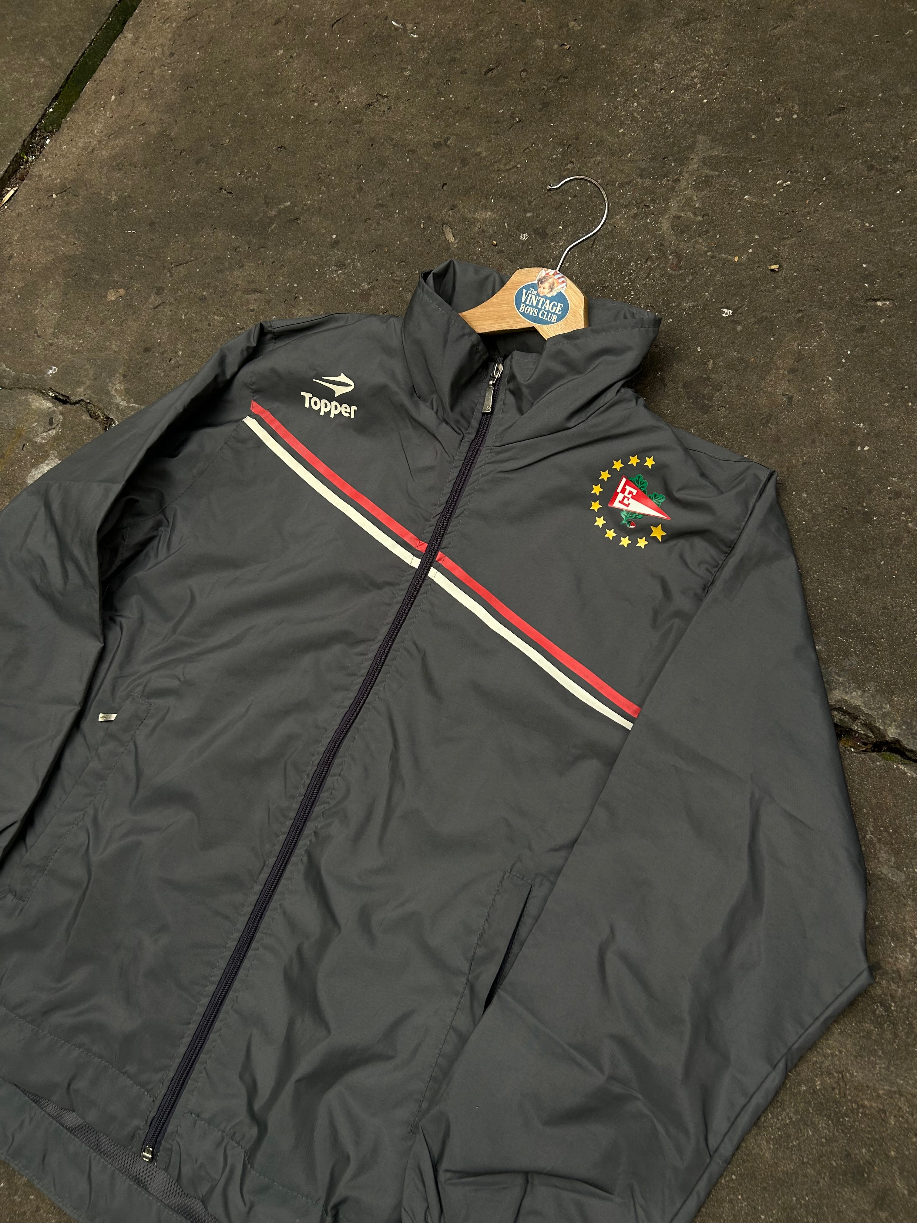 Campera Estudiantes 2010 Rompeviento de Utileria