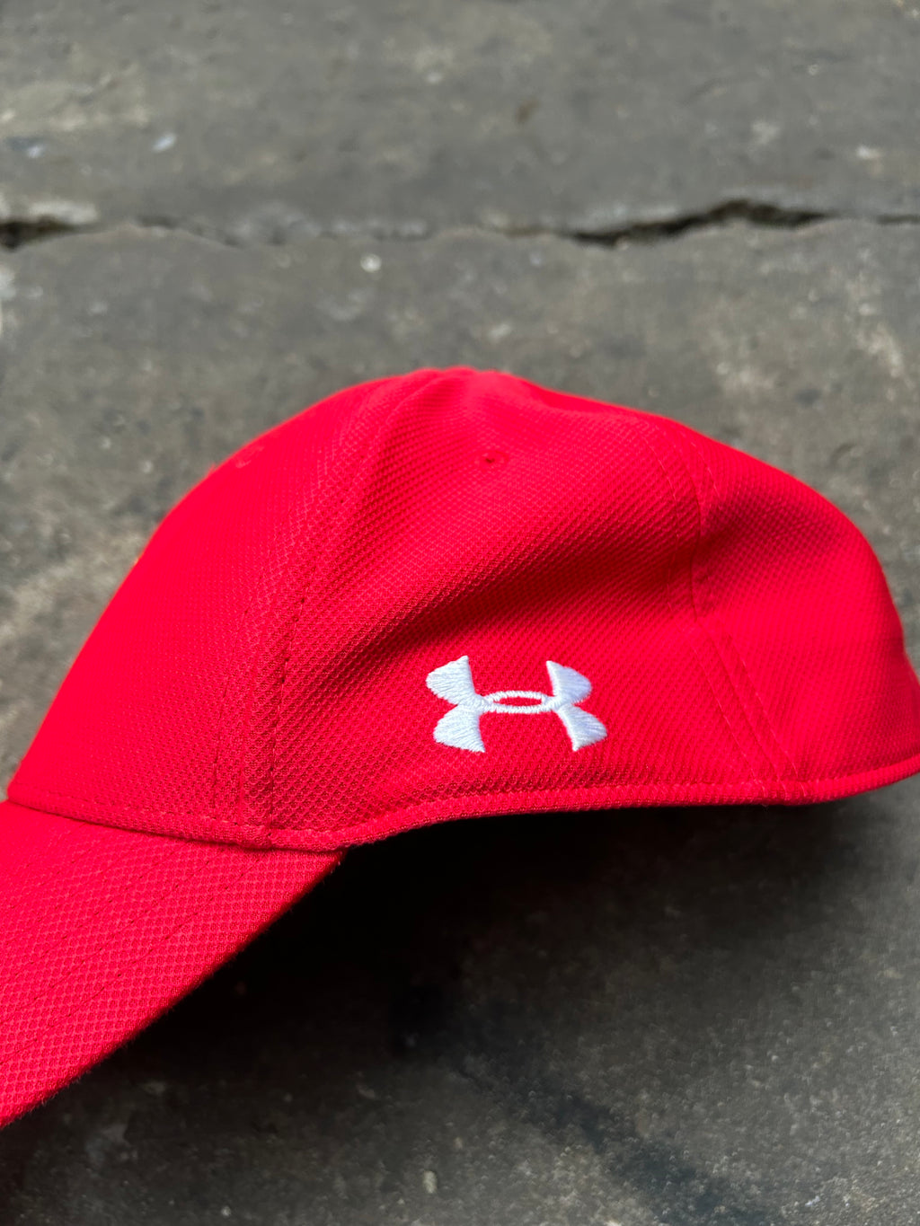 Gorra Estudiantes Under Armour Cerrada Original