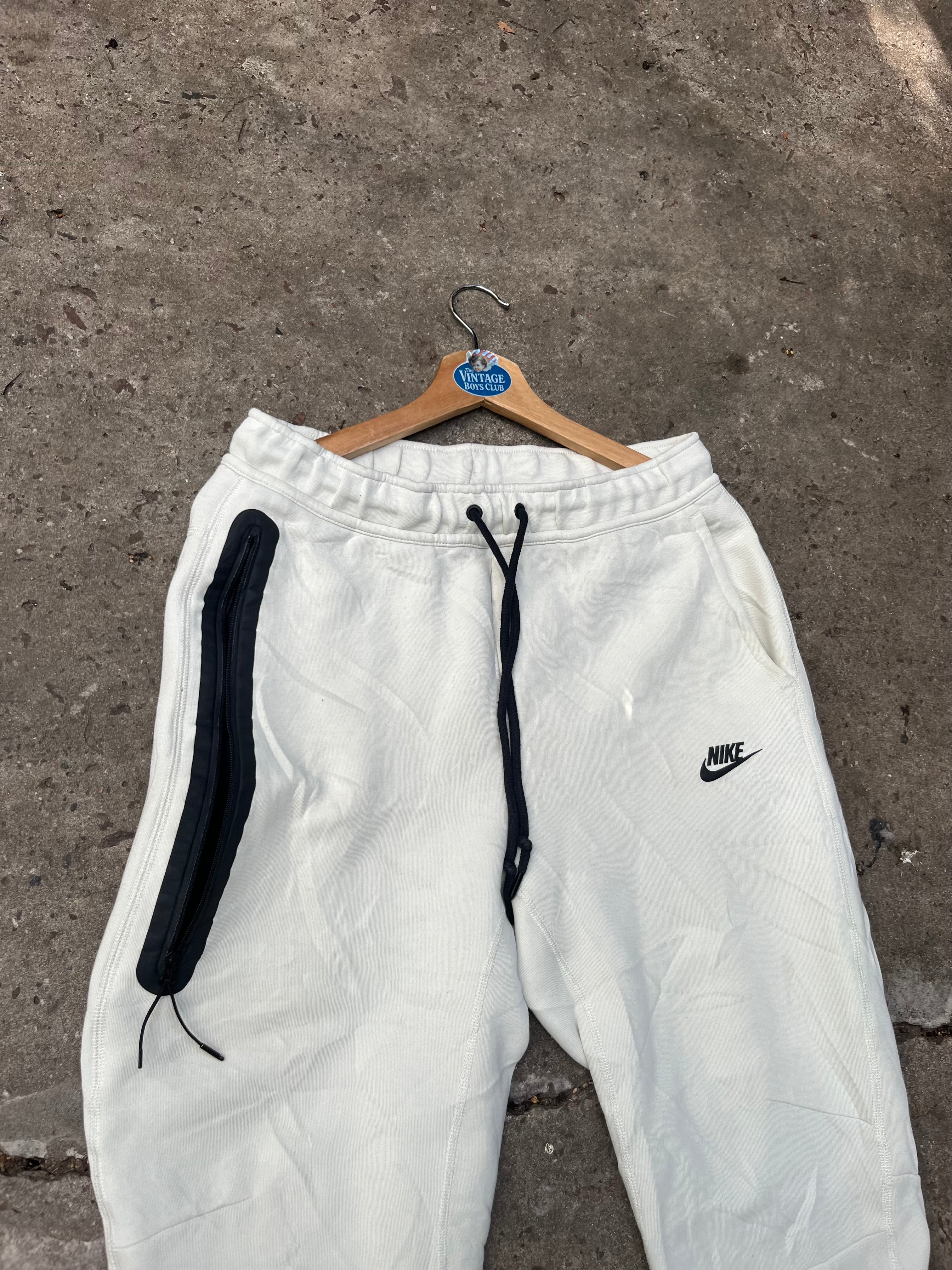 Pantalón Nike Tech Original