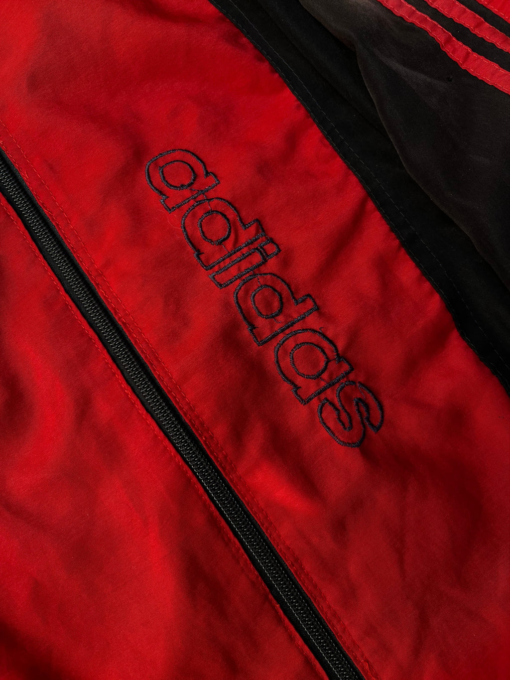 Campera Adidas Vintage Rompeviento Big Logo