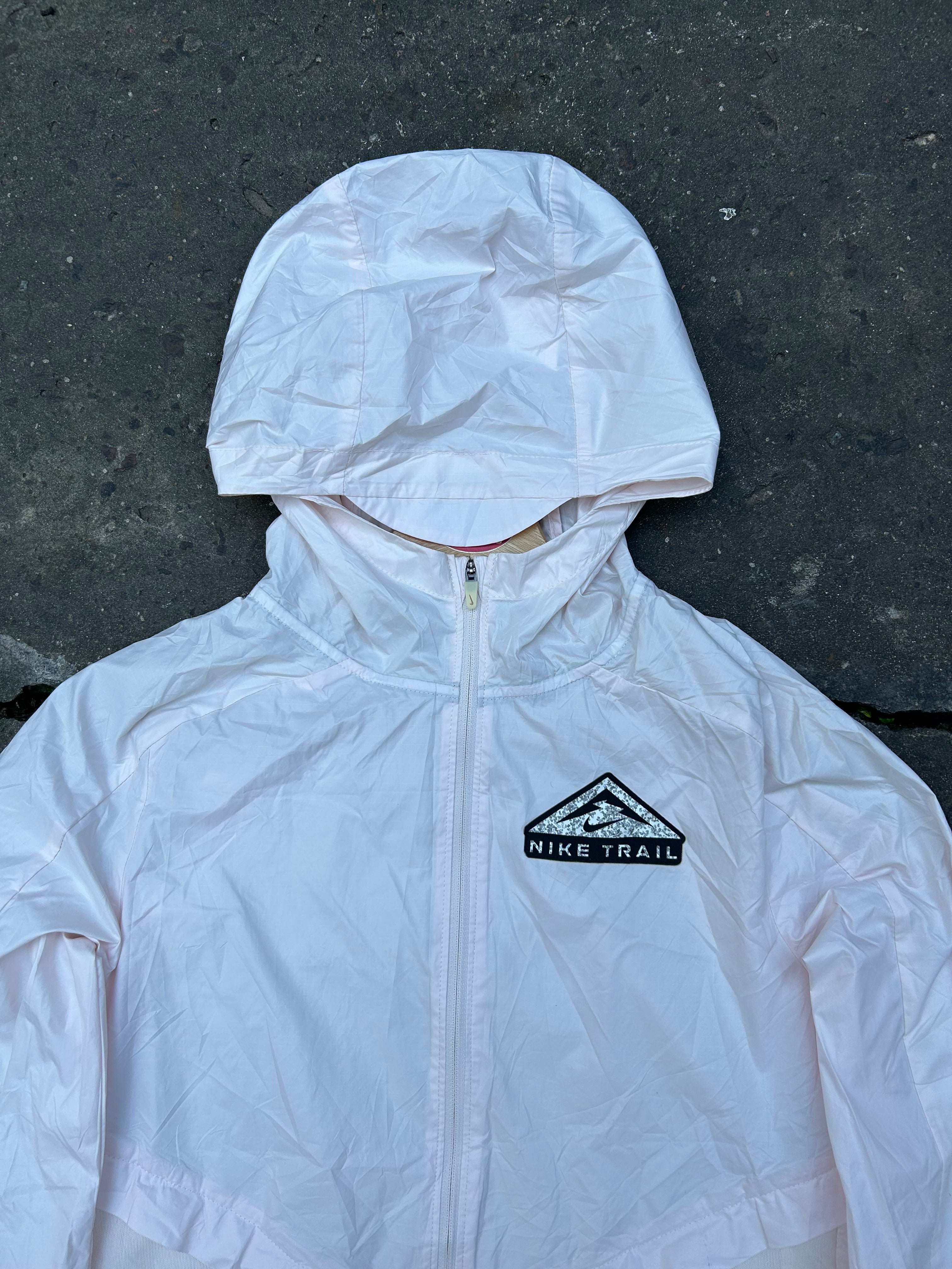 Campera Nike Trail Rompeviento Original