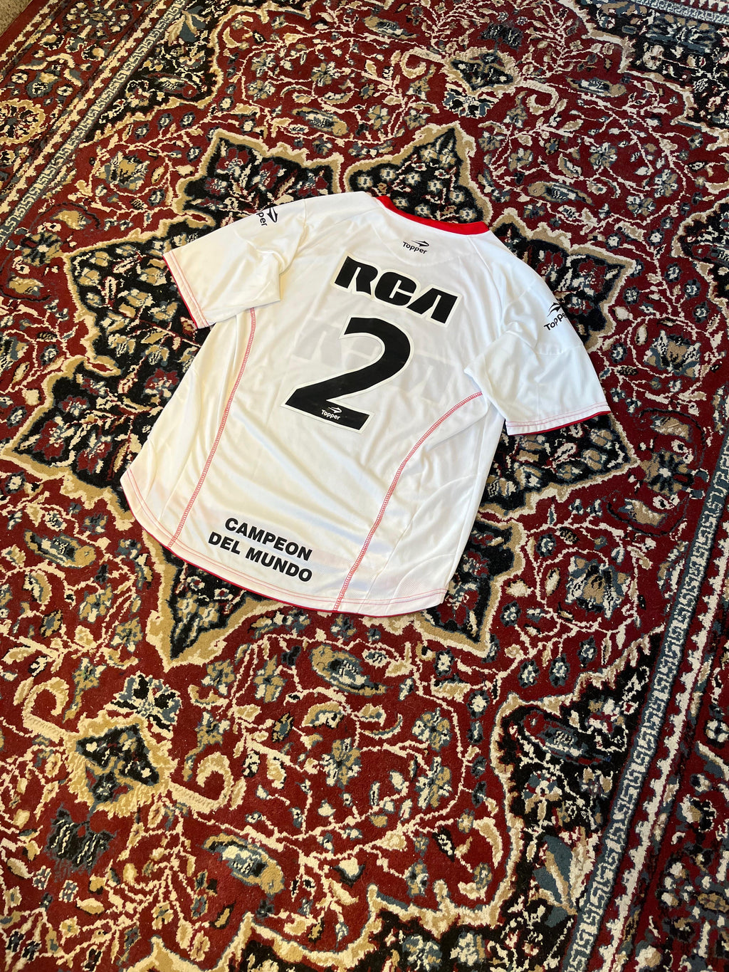 Camiseta Estudiantes 2009 de Juego del Chavo Desabato