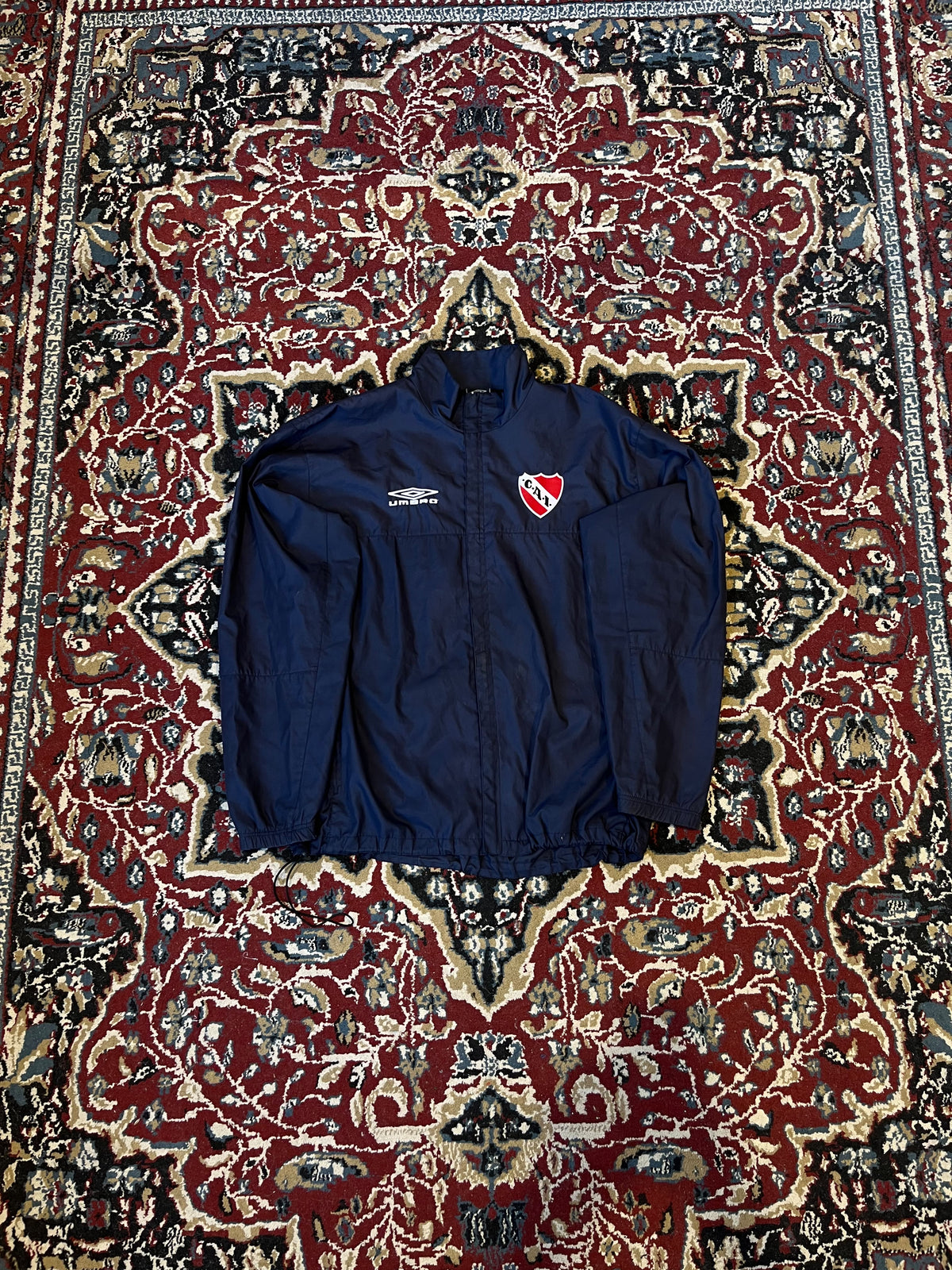 Campera Independiente Umbro Rompeviento Original