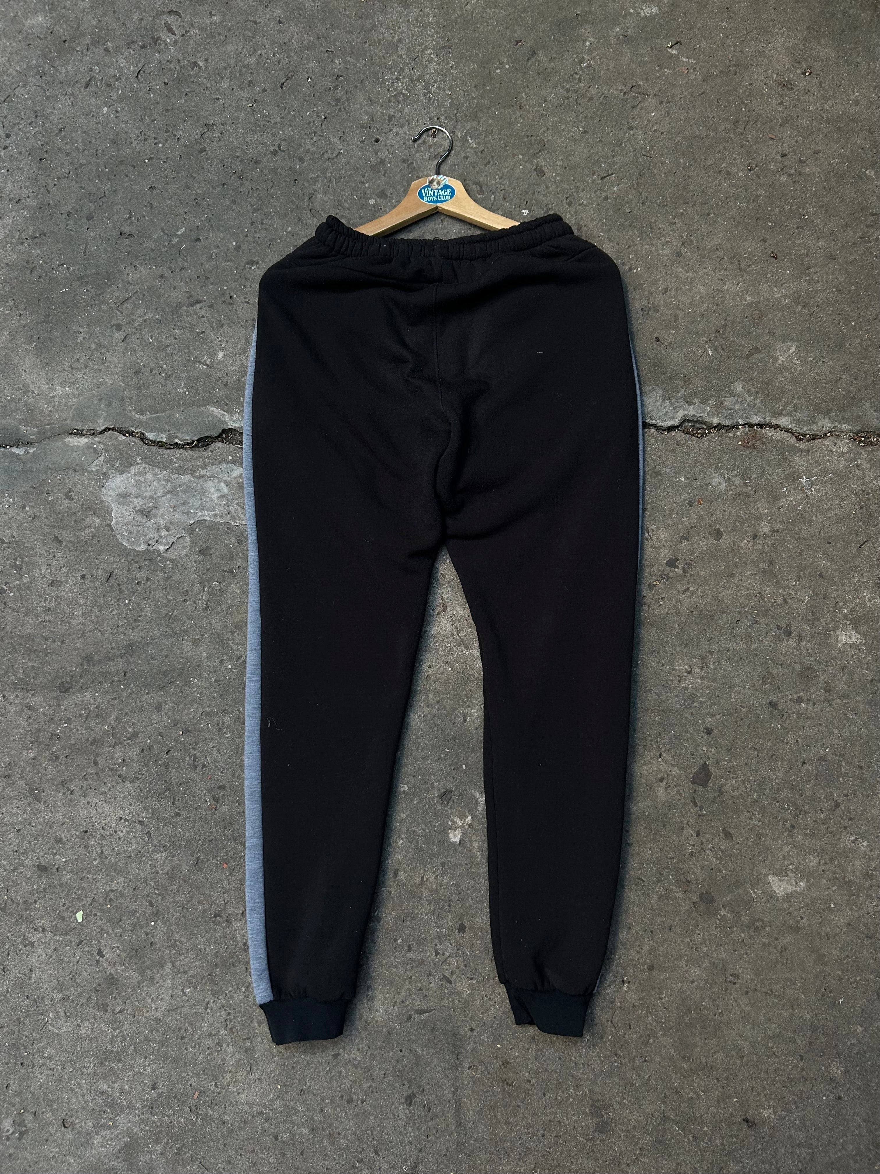 Pantalon Nike Retro con Peluche x Dentro