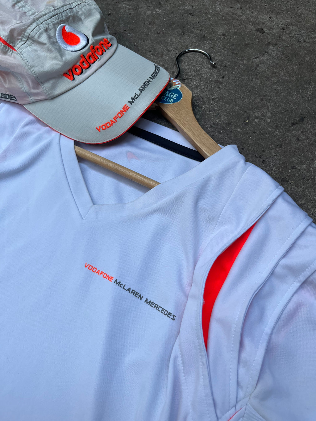 Remera McLaren Mercedes Benz De Racing
