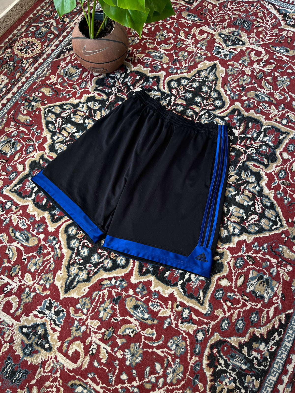 Short Adidas Básquet Original