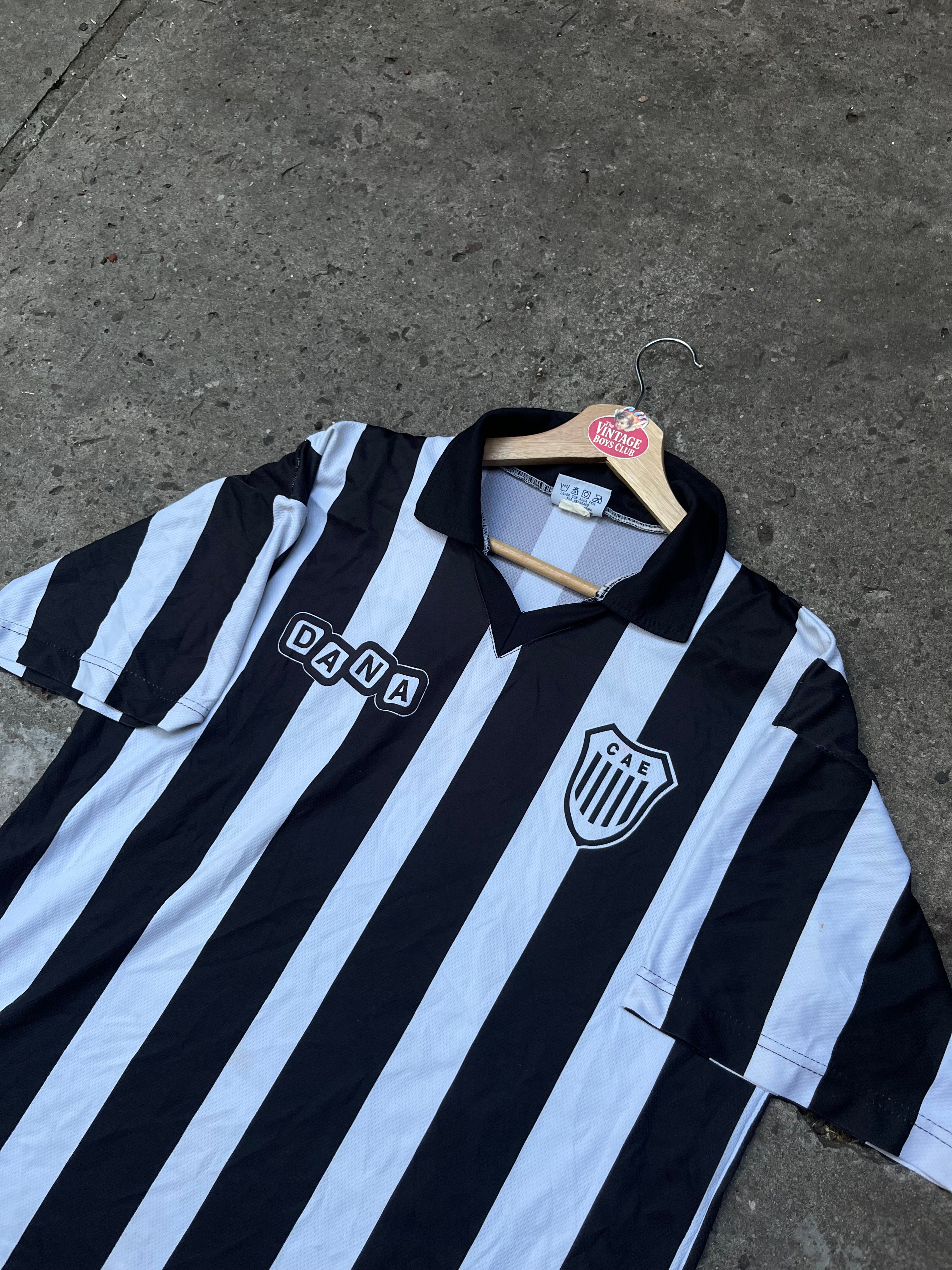 Camiseta Estudiantes de Caseros Dana de Juego