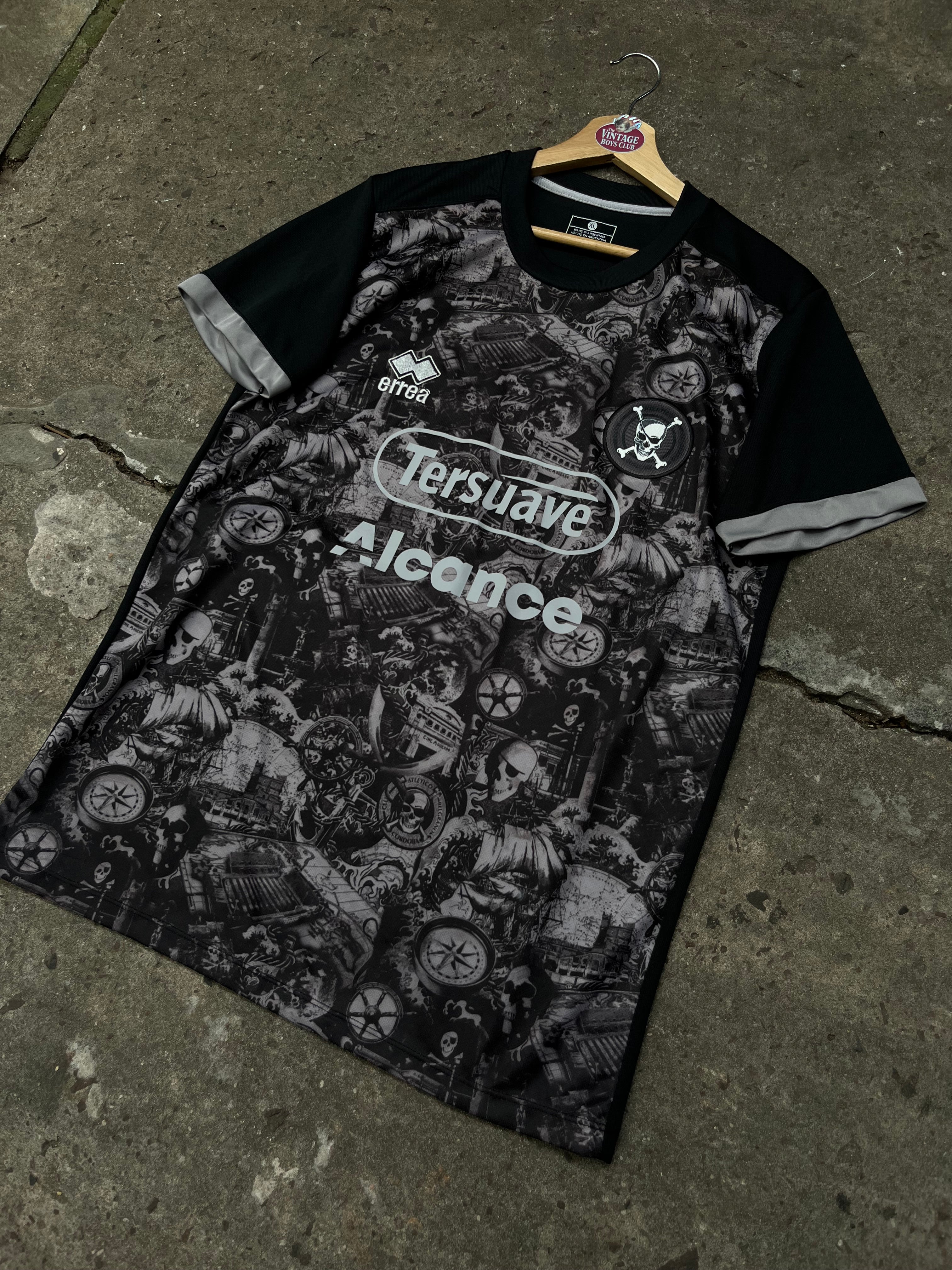 Camiseta Belgrano Errea Edición Especial