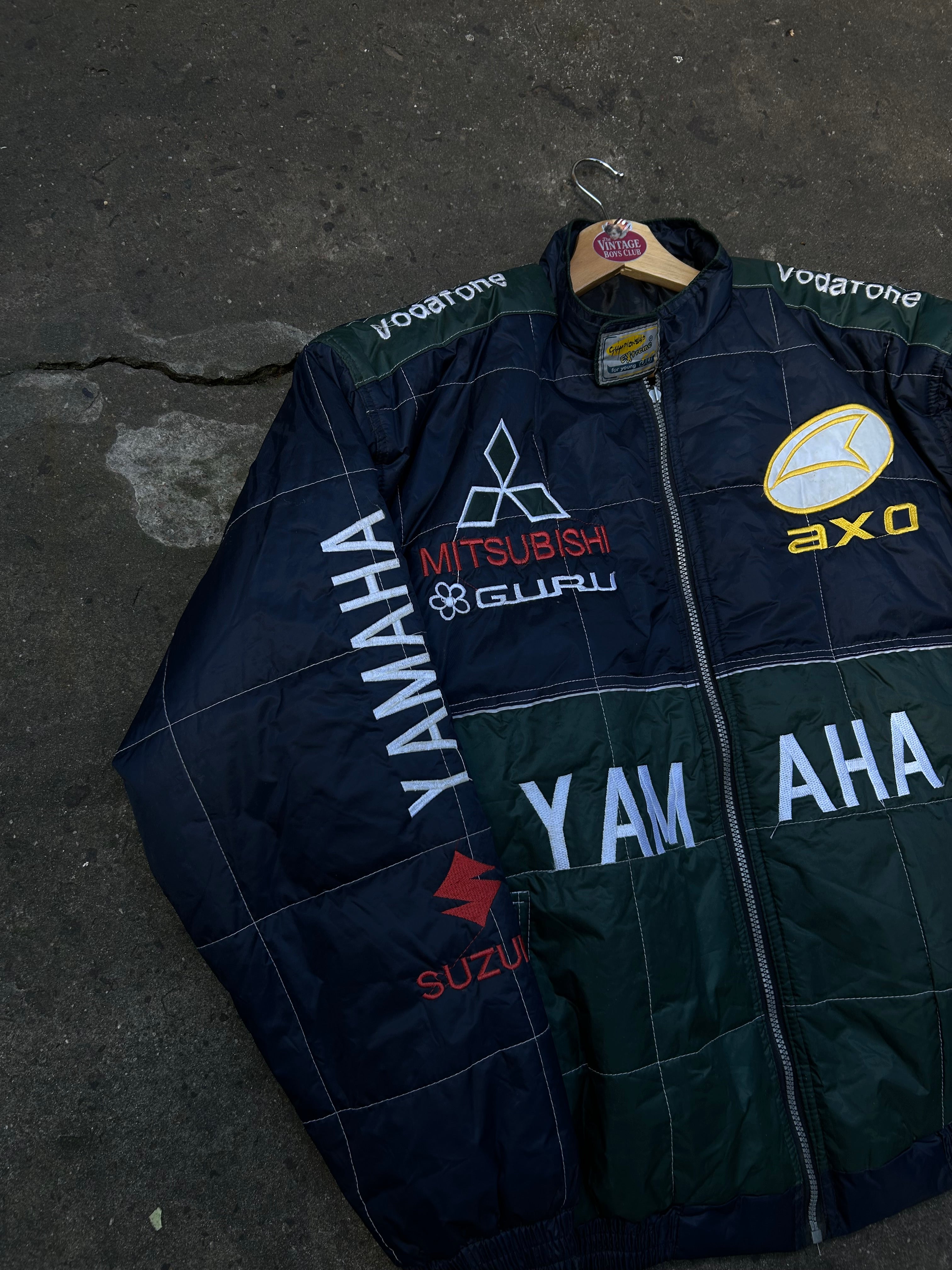 Campera Carrera Yamaha Vintage 90s