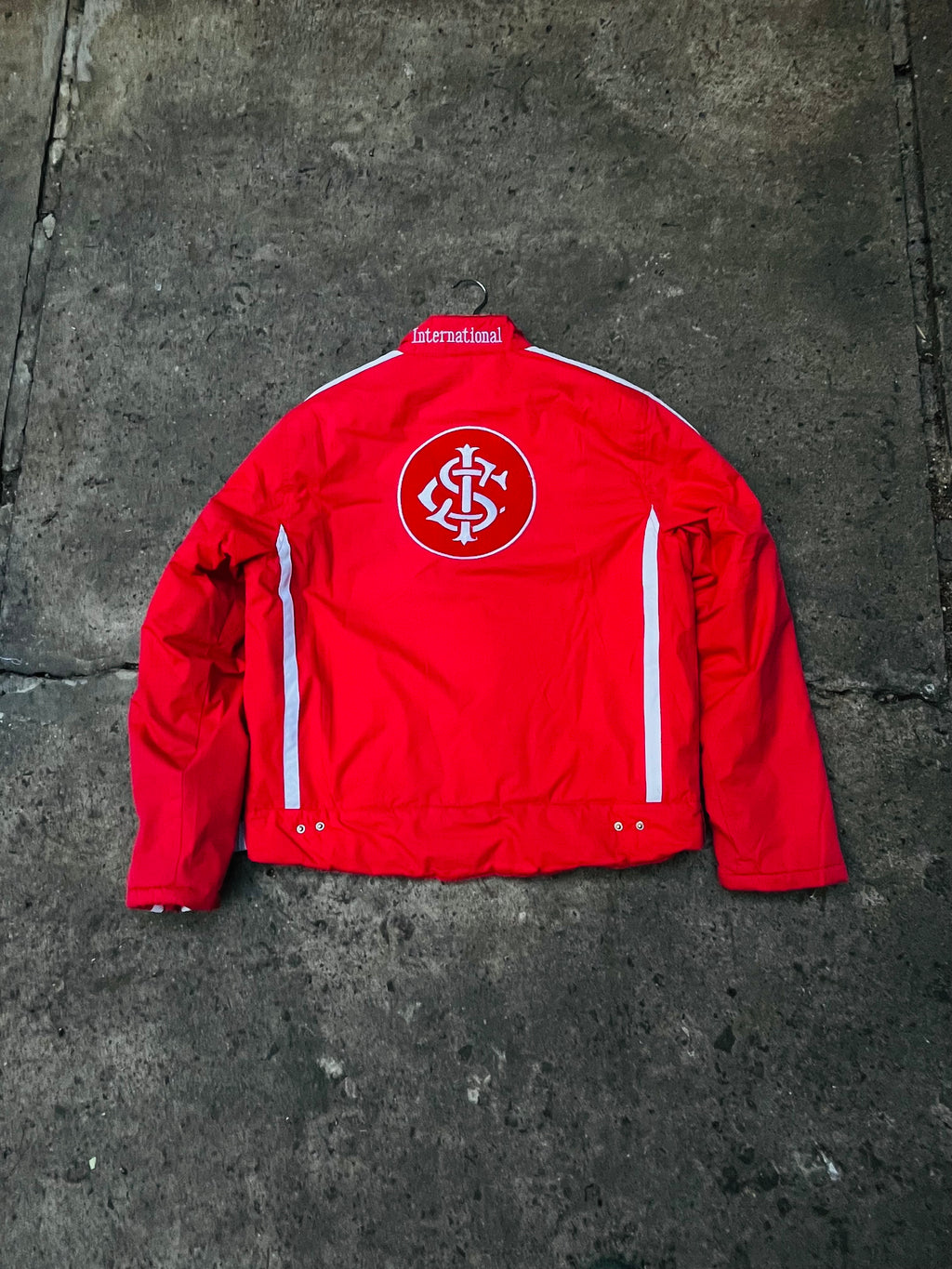 Campera Internacional Puerto Alegre