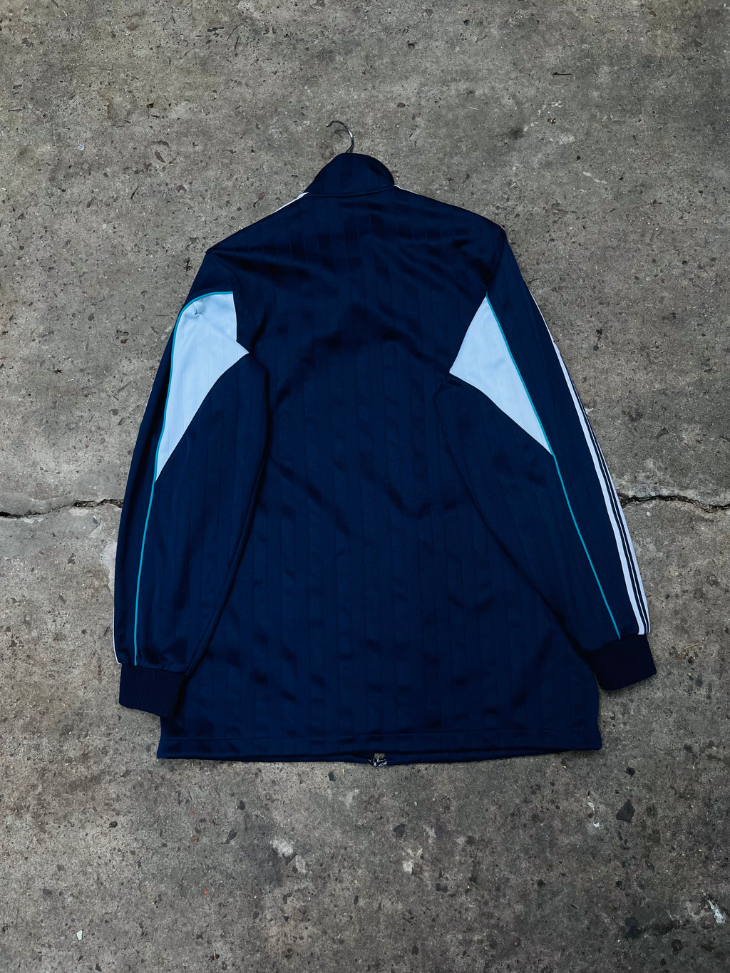 Campera Avispa Fukuoka 2001 De Utilería