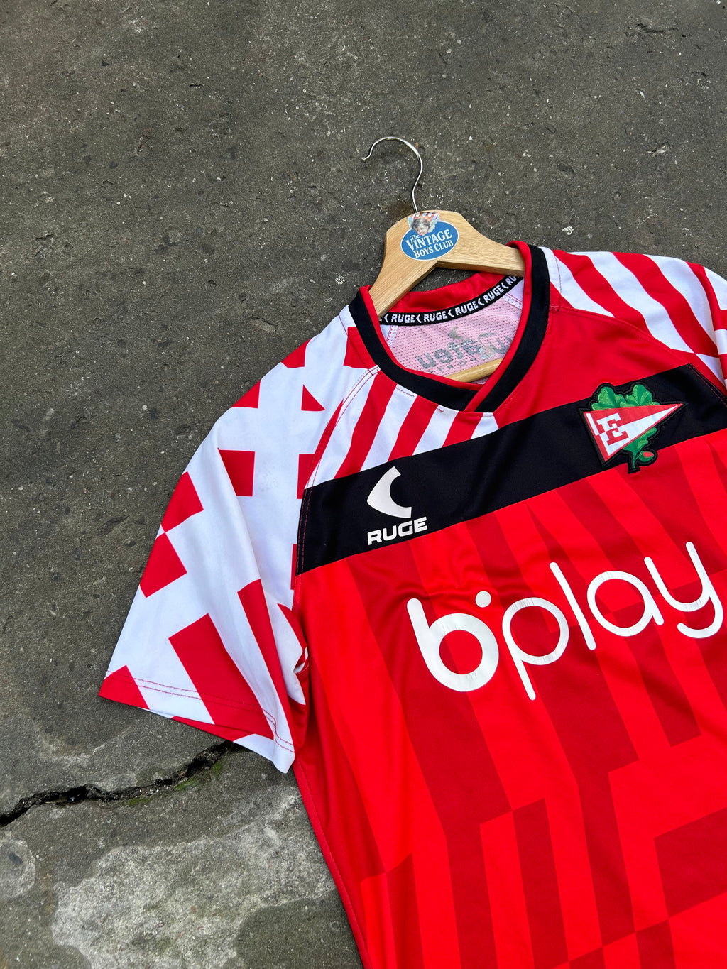 Camiseta Estudiantes Ruge homenaje a Petrola Original