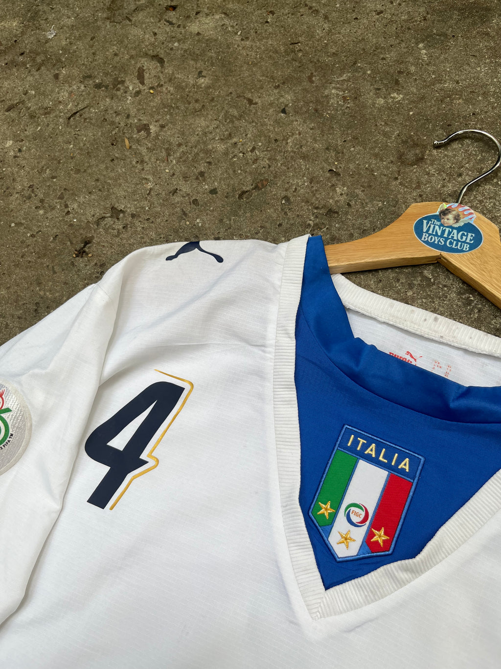 Camiseta Italia Mundial 2006 de De Rossi de Utileria