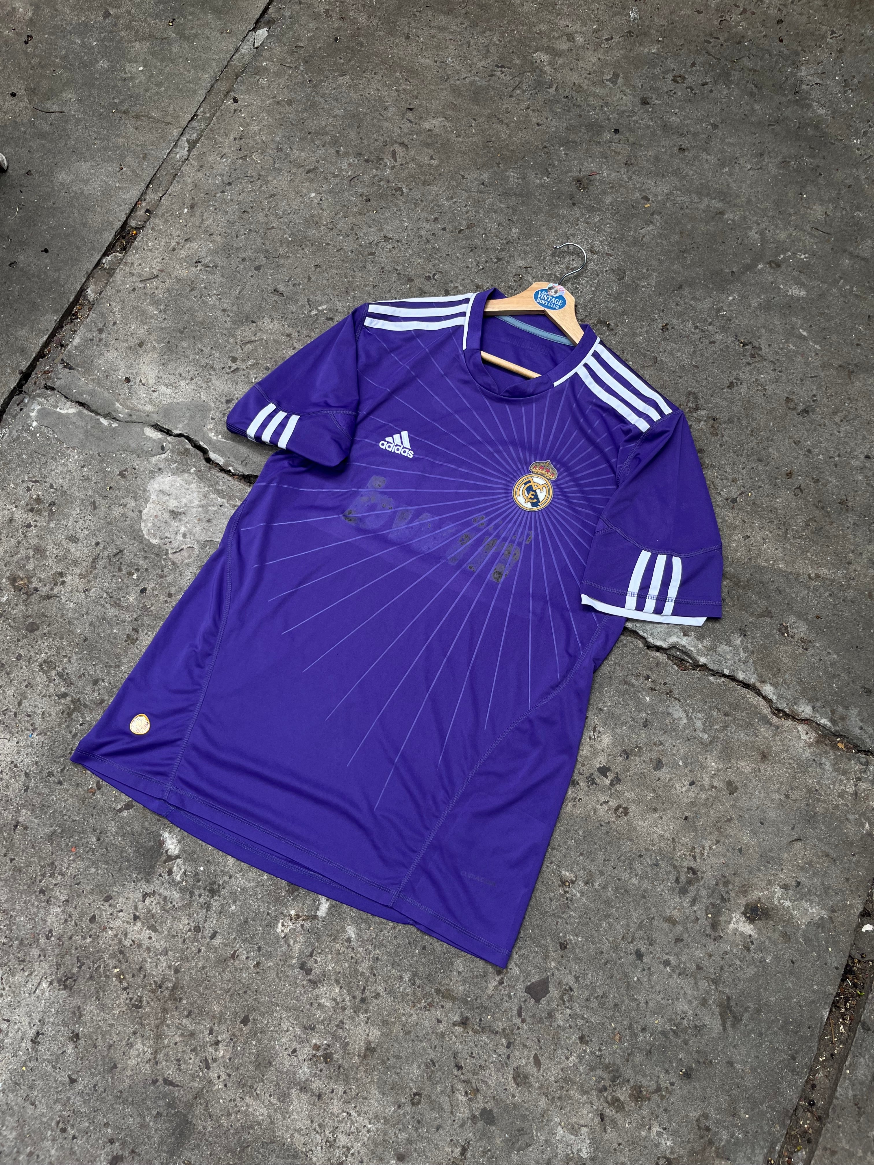 Camiseta Real Madird 2010 Violeta Original